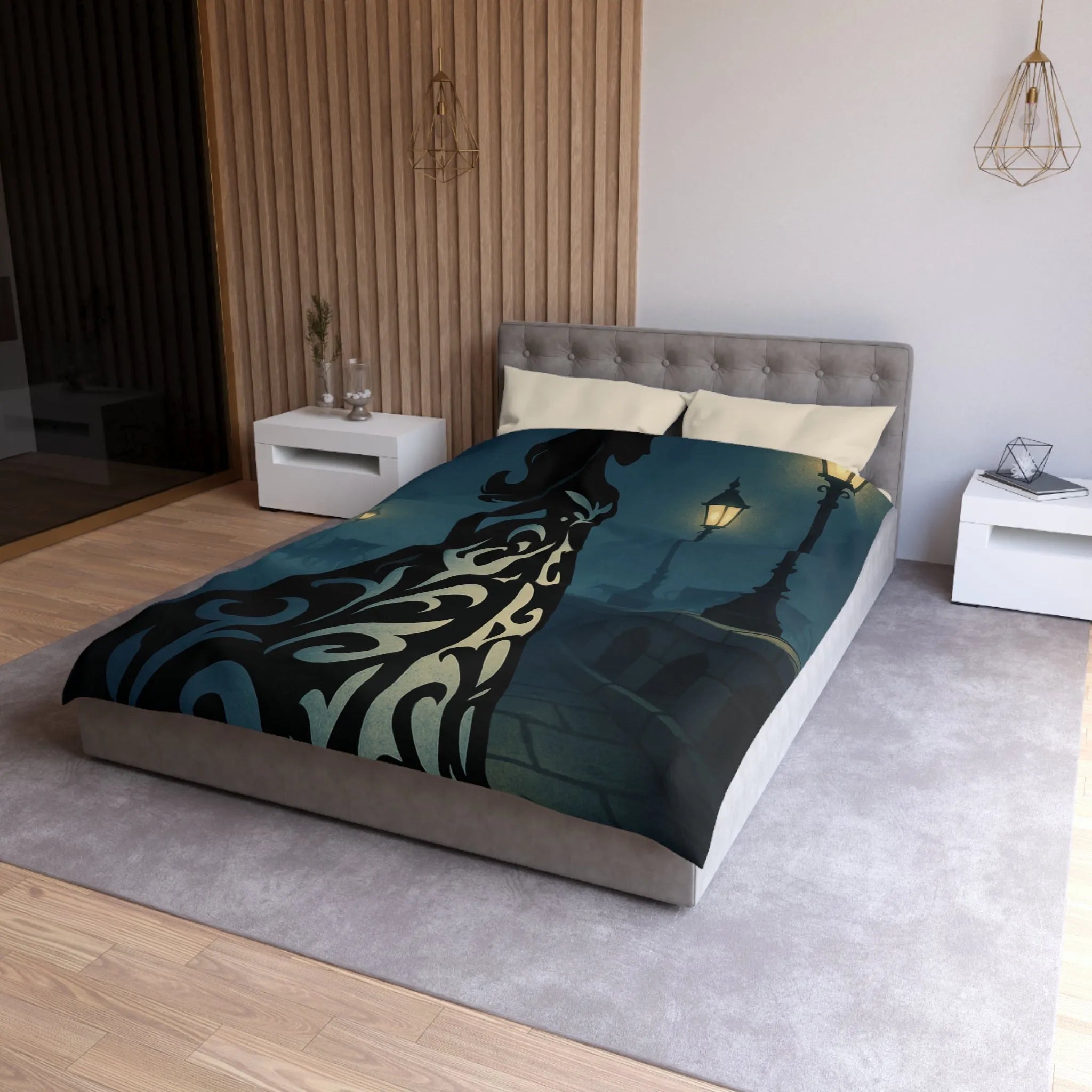 Élégante silhouette féminine en robe ornée dans une rue éclairée par des lampadaires