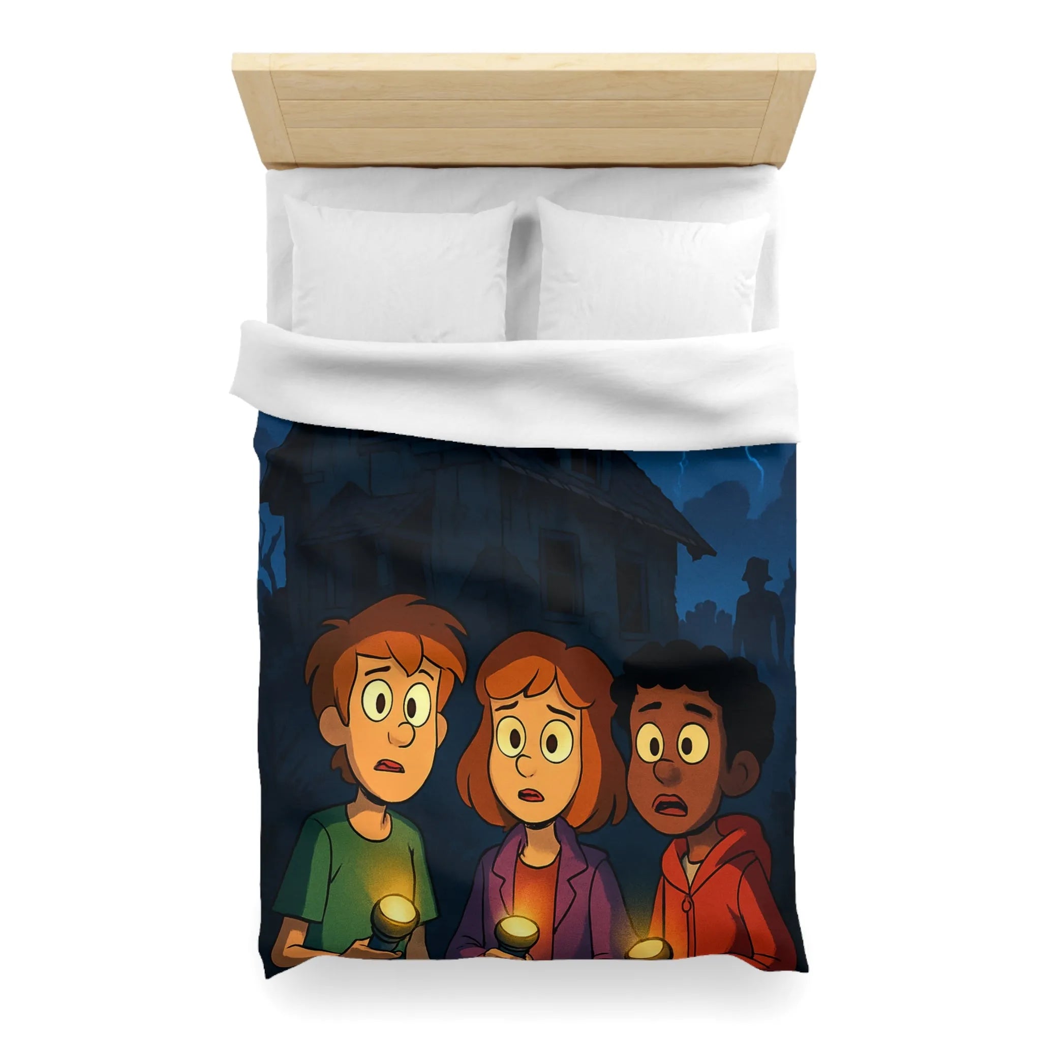 Housse de couette aventure mystérieuse, enfants explorant maison hantée sous lune rouge intrigante