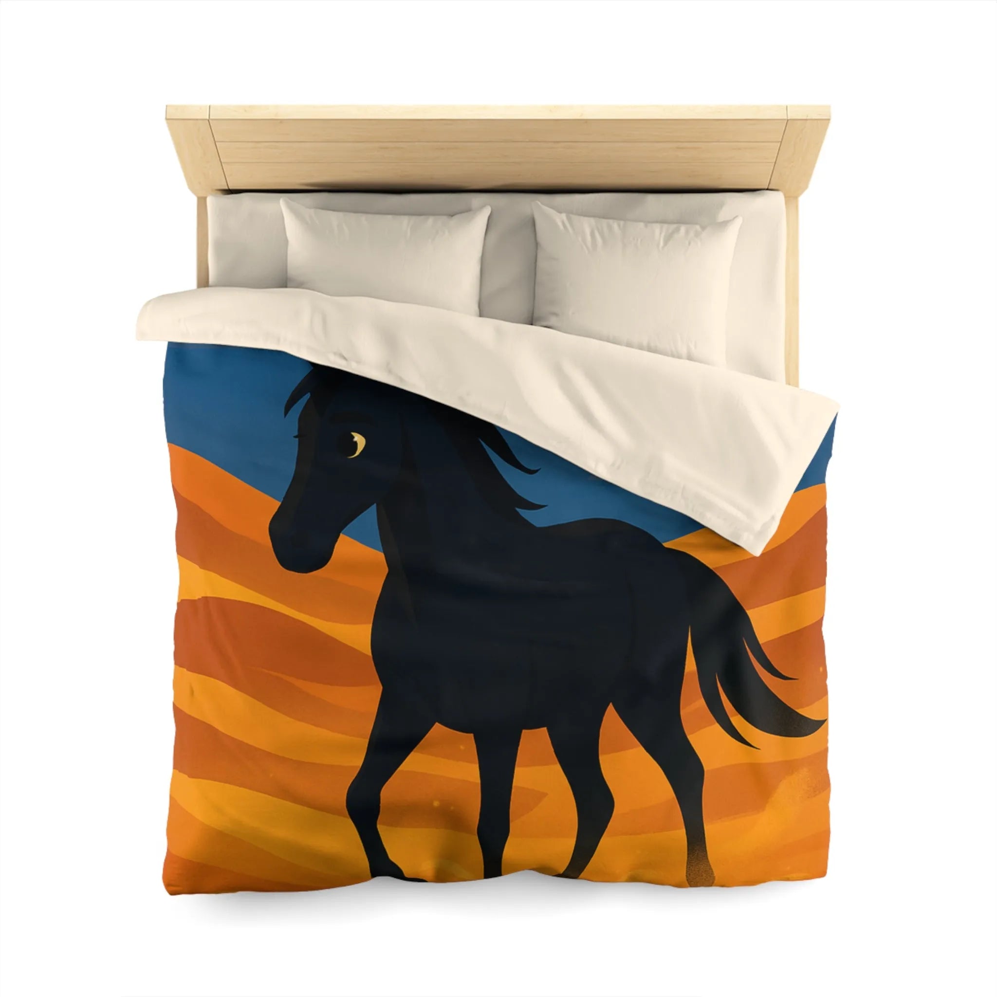 Housse de couette cheval noir galopant sur dunes dorées au crépuscule paisible