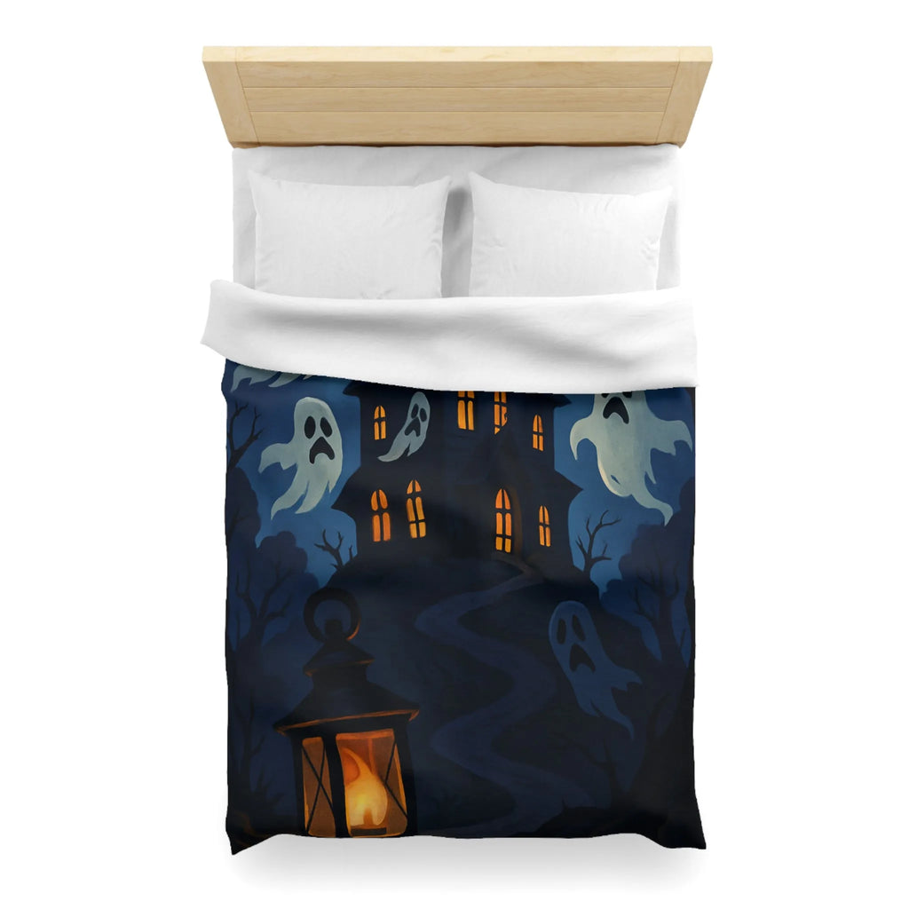 Housse de couette avec château hanté, fantômes, ciel orageux et lanterne mystérieuse