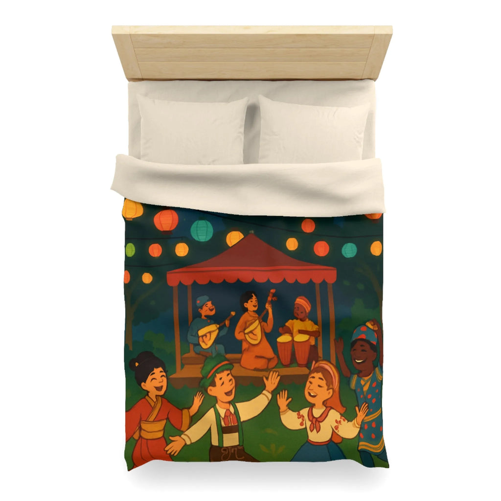 Housse de Couette Enfant Festive avec Lanternes Colorées et Scène de Musique en Plein Air