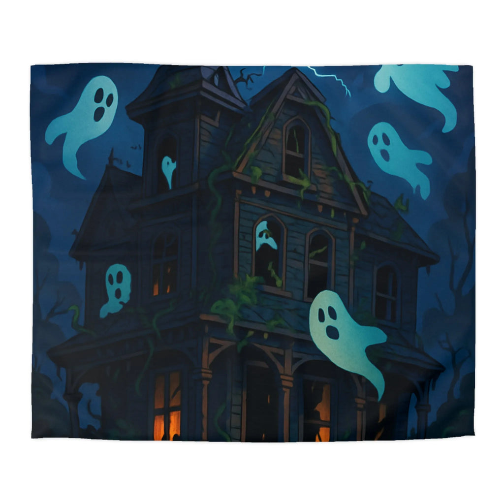 Housse de couette avec maison hantée et fantômes lumineux dans la nuit orageuse