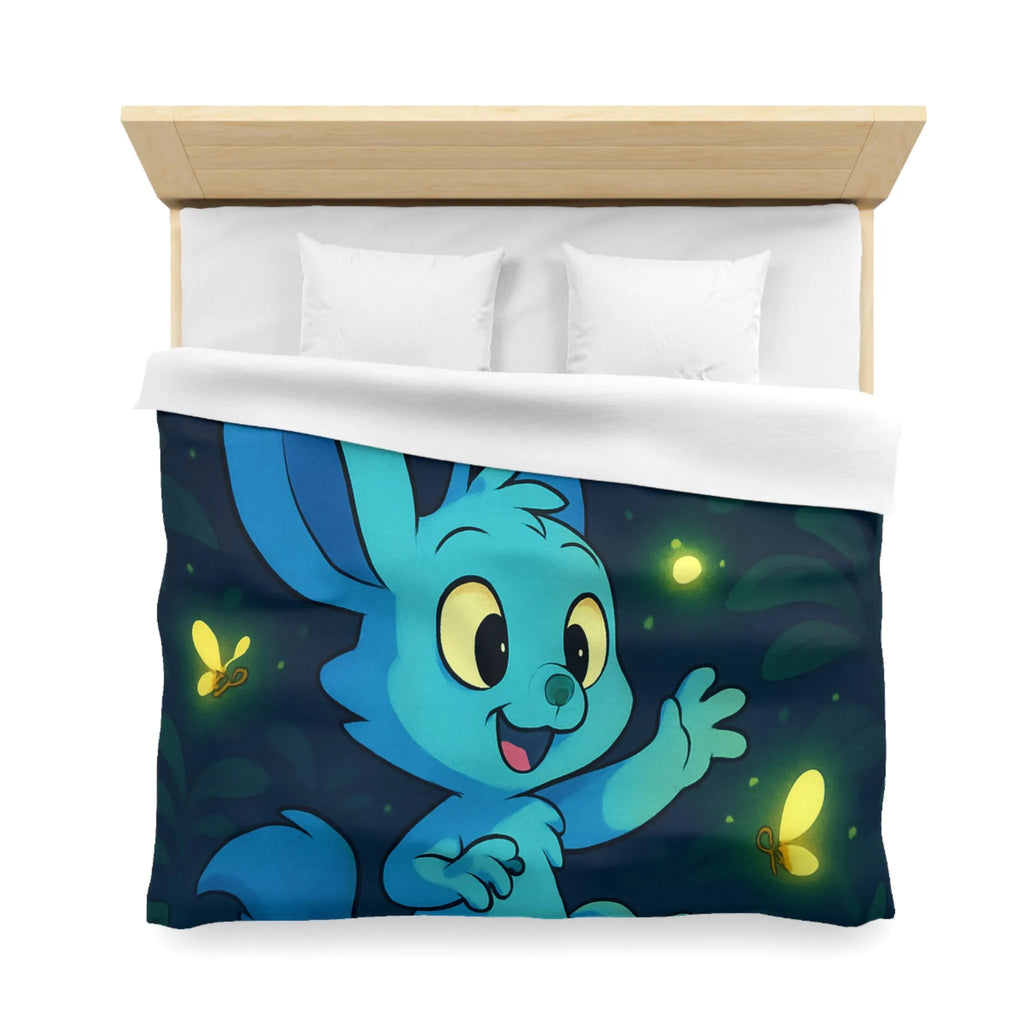 Housse de couette enfantine décorée avec lapin bleu et lucioles sous lune brillante