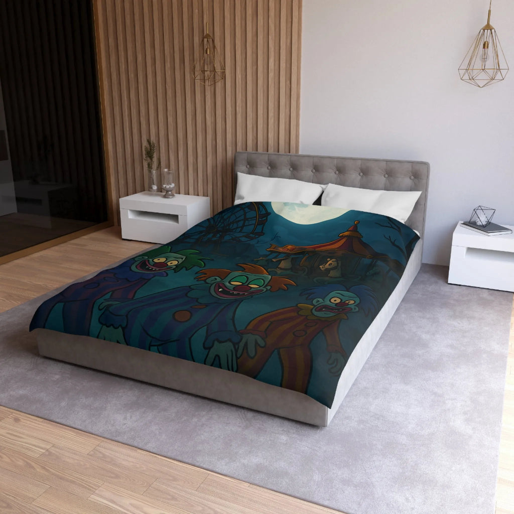 Housse de couette effrayante avec clowns sinistres et pleine lune, ambiance terrifiante