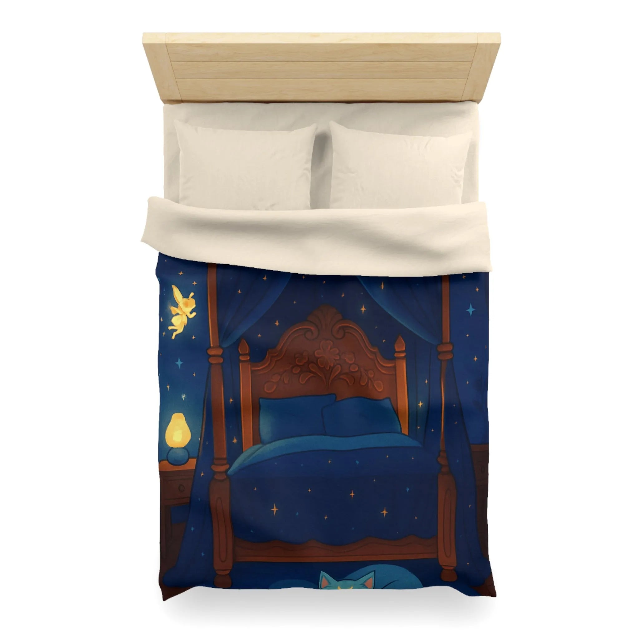 Housse de couette bleue étoilée avec fées et chat endormi, ambiance féérique