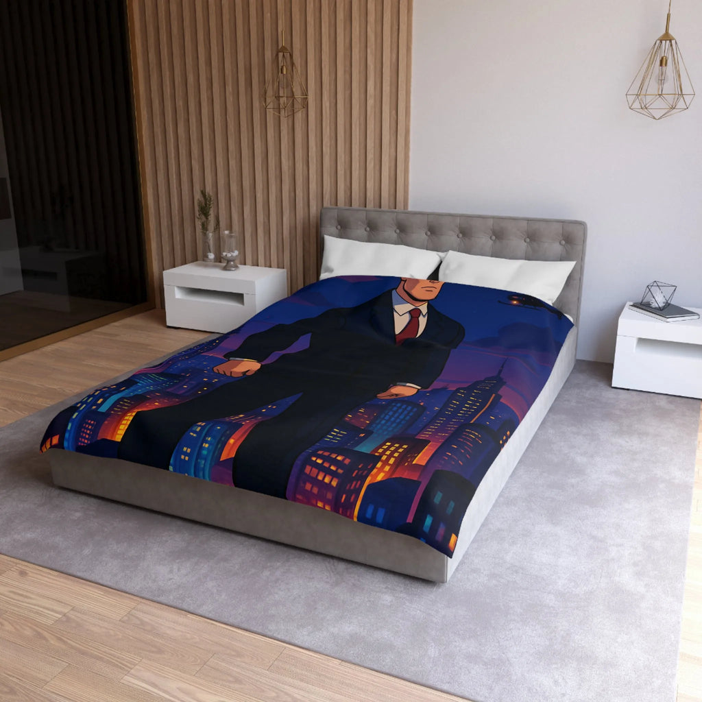 Héros musclé en costume noir observant la ville illuminée au crépuscule animé