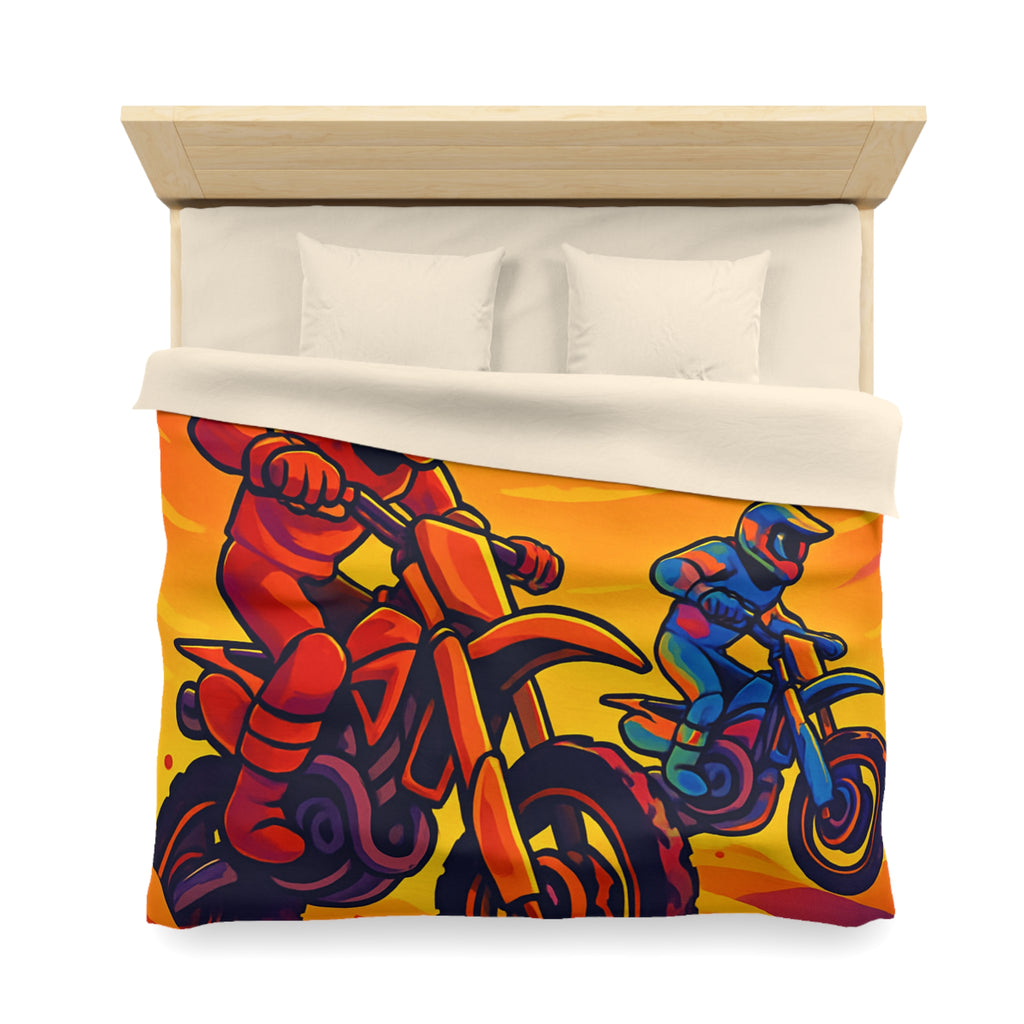 Housse de couette moto aventure: dynamique, couleurs vives, coucher de soleil dramatique