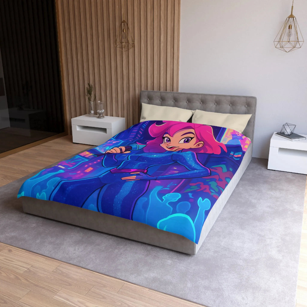 Housse de couette avec chanteuse animée en concert sur fond de ville illuminée