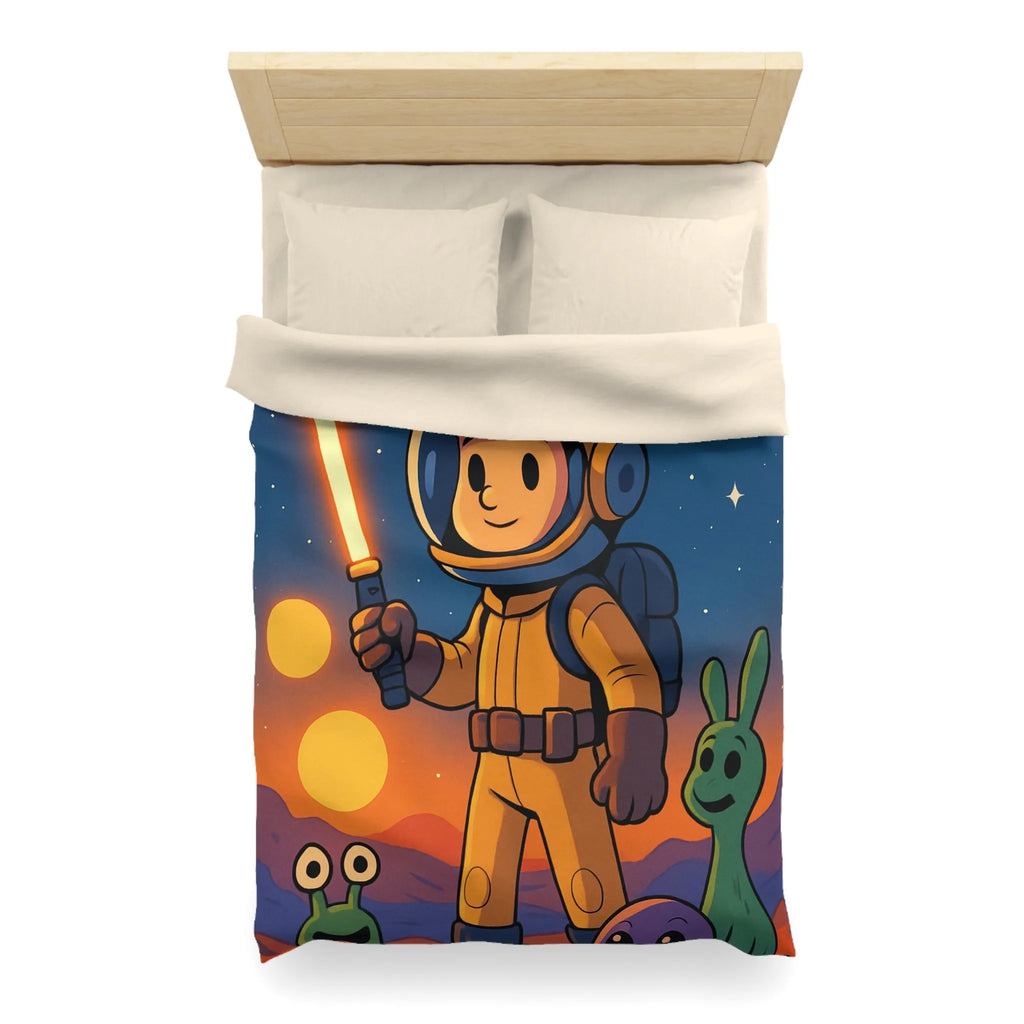 Adorable Espace: Astronaute Enfant Avec Épée Lumineuse Et Créatures Amusantes Sur Une Planet