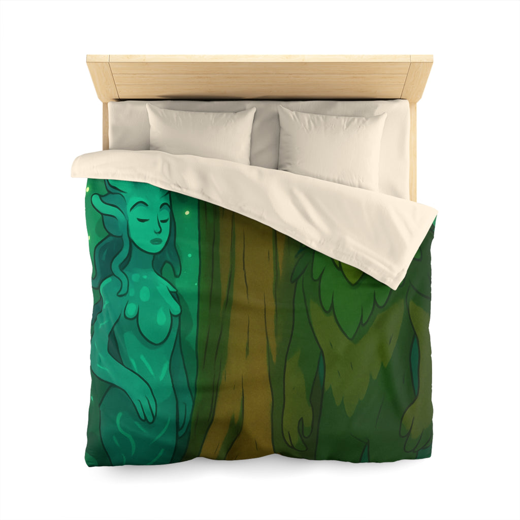 Housse de couette mystique forêt avec figures élémentaires, arbre central et ambiance sereine