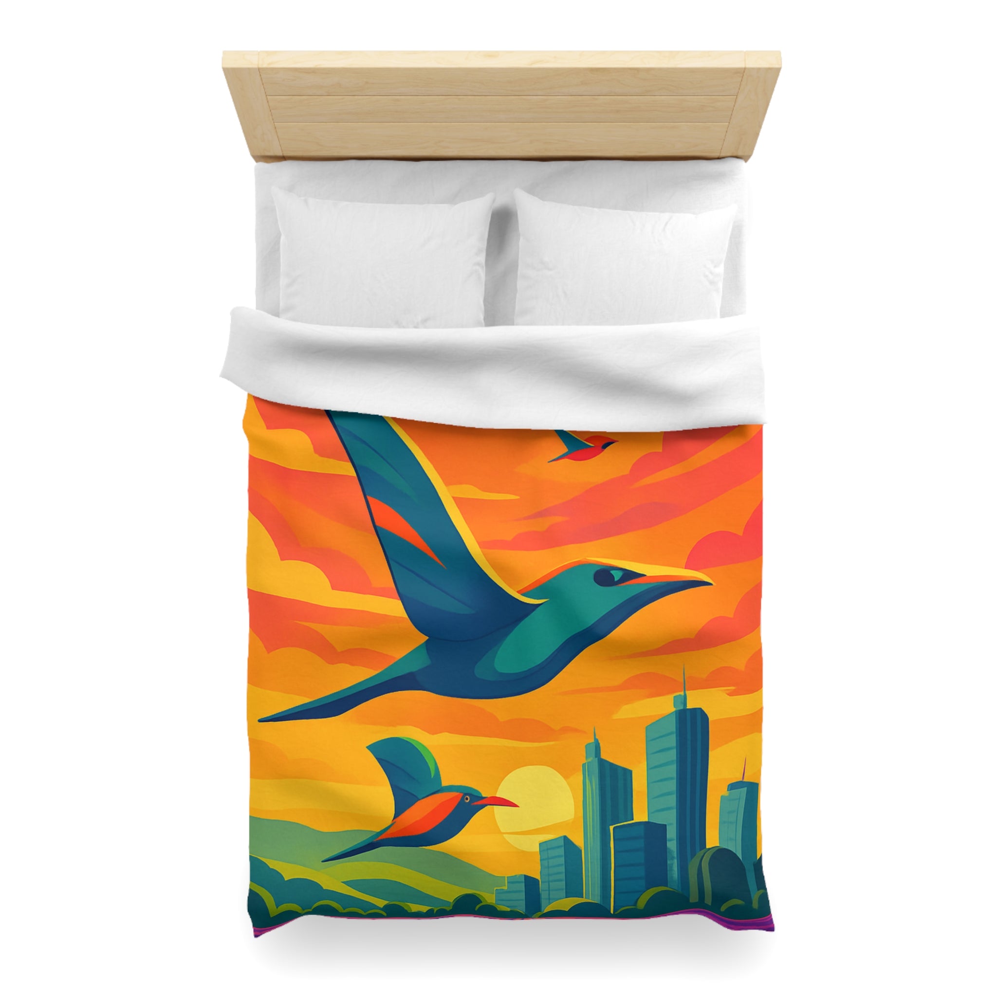 Housse de Couette Vibrante avec Oiseaux Volant au-dessus Champs et Ville au Crépuscule