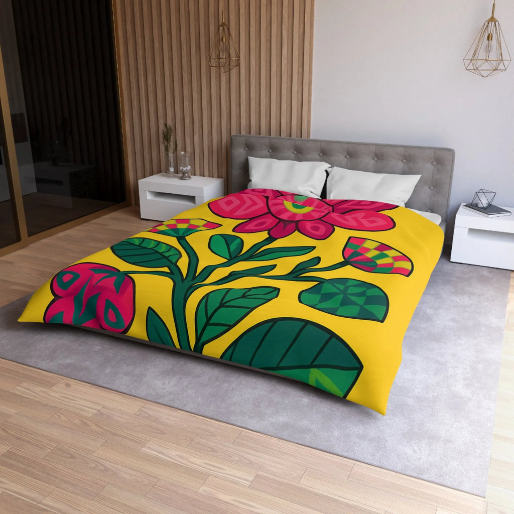 Housse de couette florale vibrante avec grandes fleurs rouges et feuilles vertes sur fond jaune