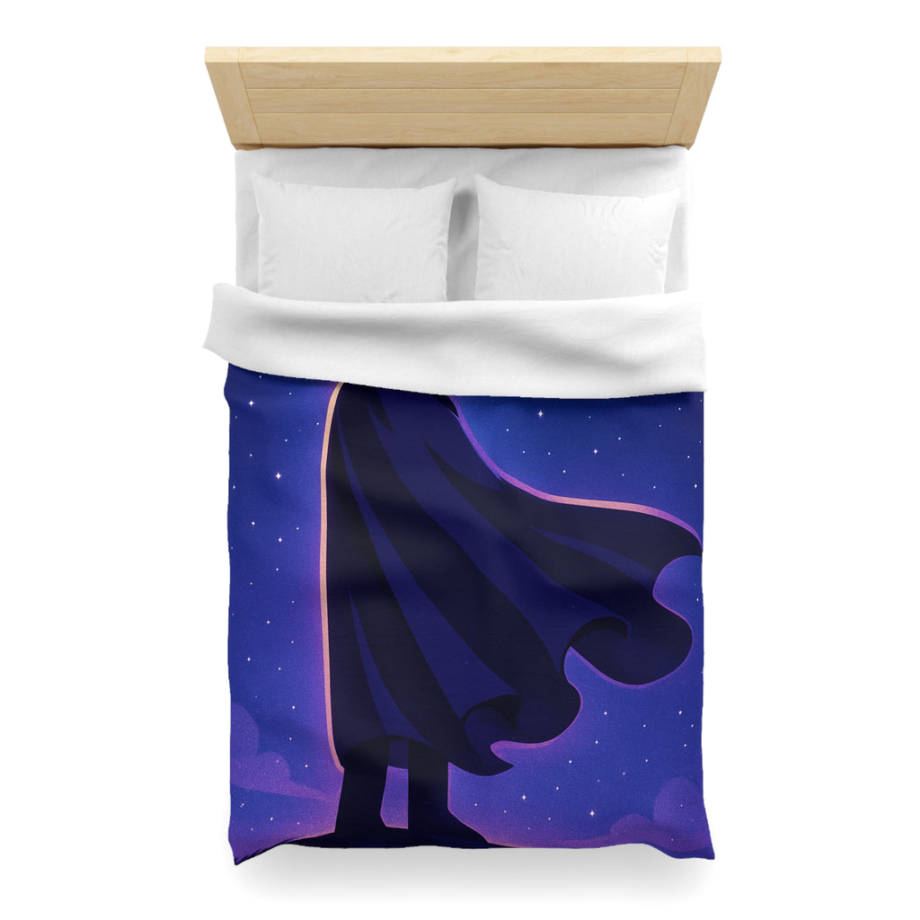 Housse de couette mystérieuse avec silhouette en cape sous un ciel étoilé magique