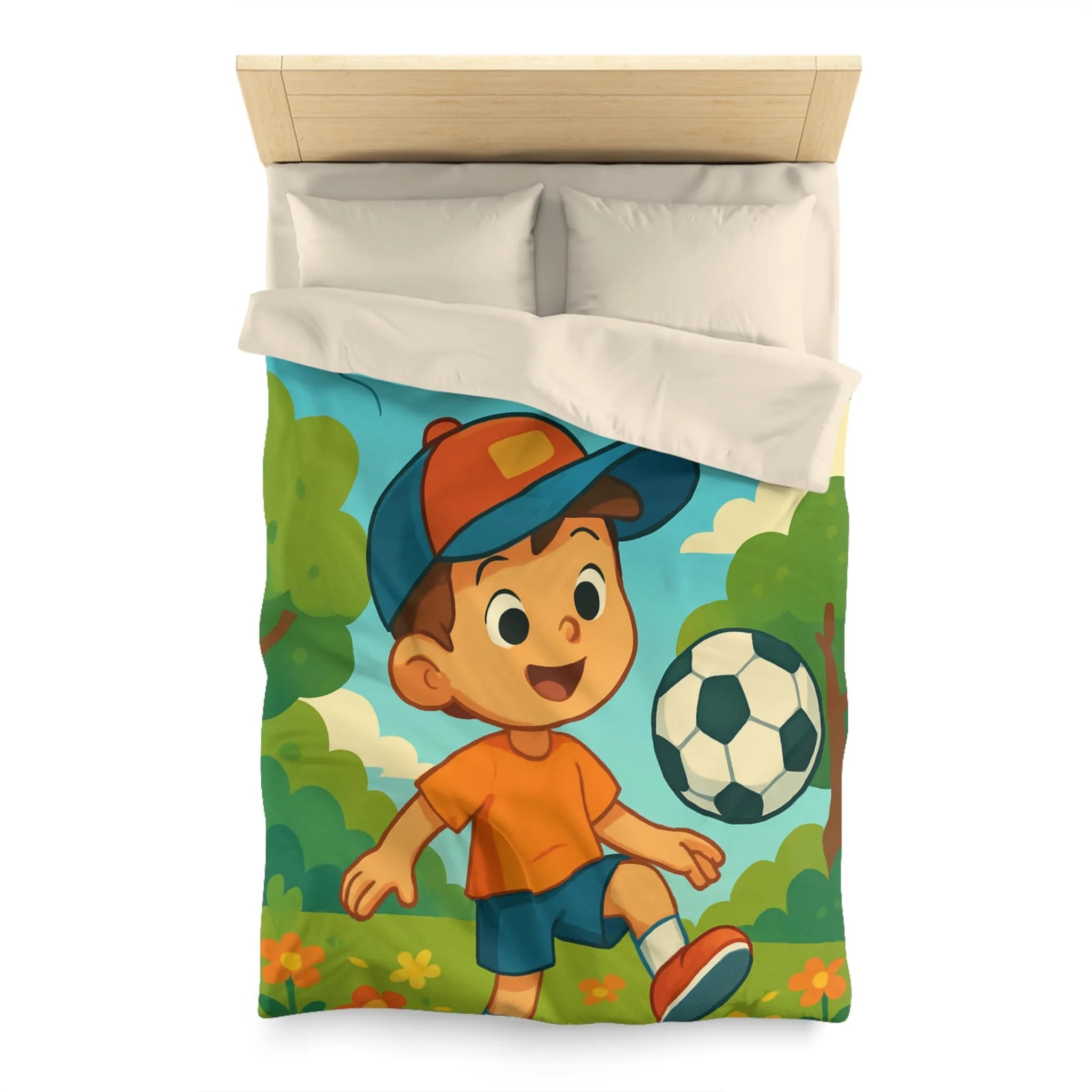 Housse de Couette Enfantine avec Garçon Jouant au Football Sous Soleil et Ballons