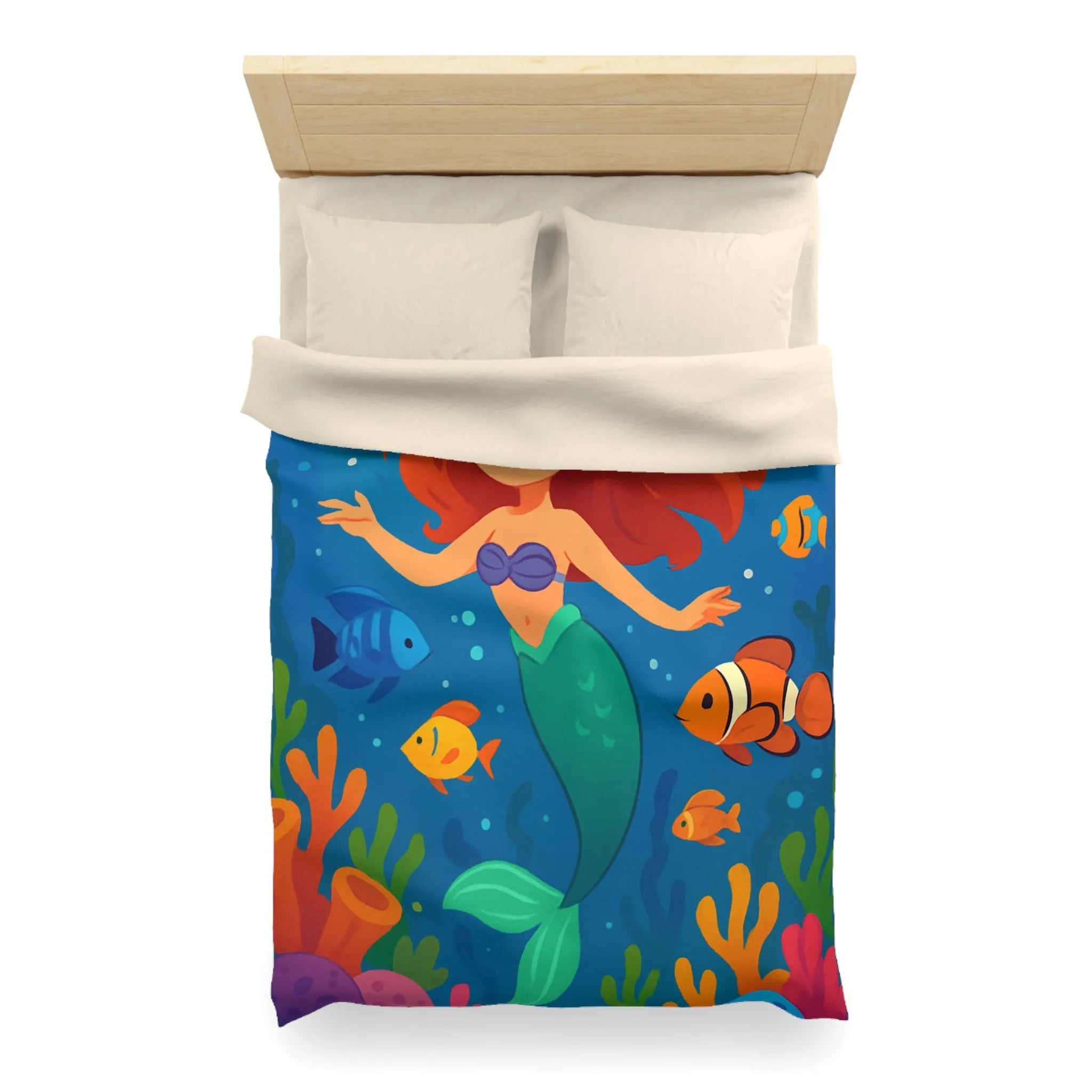 Housse de couette colorée avec sirène joyeuse et poissons dans un océan magique