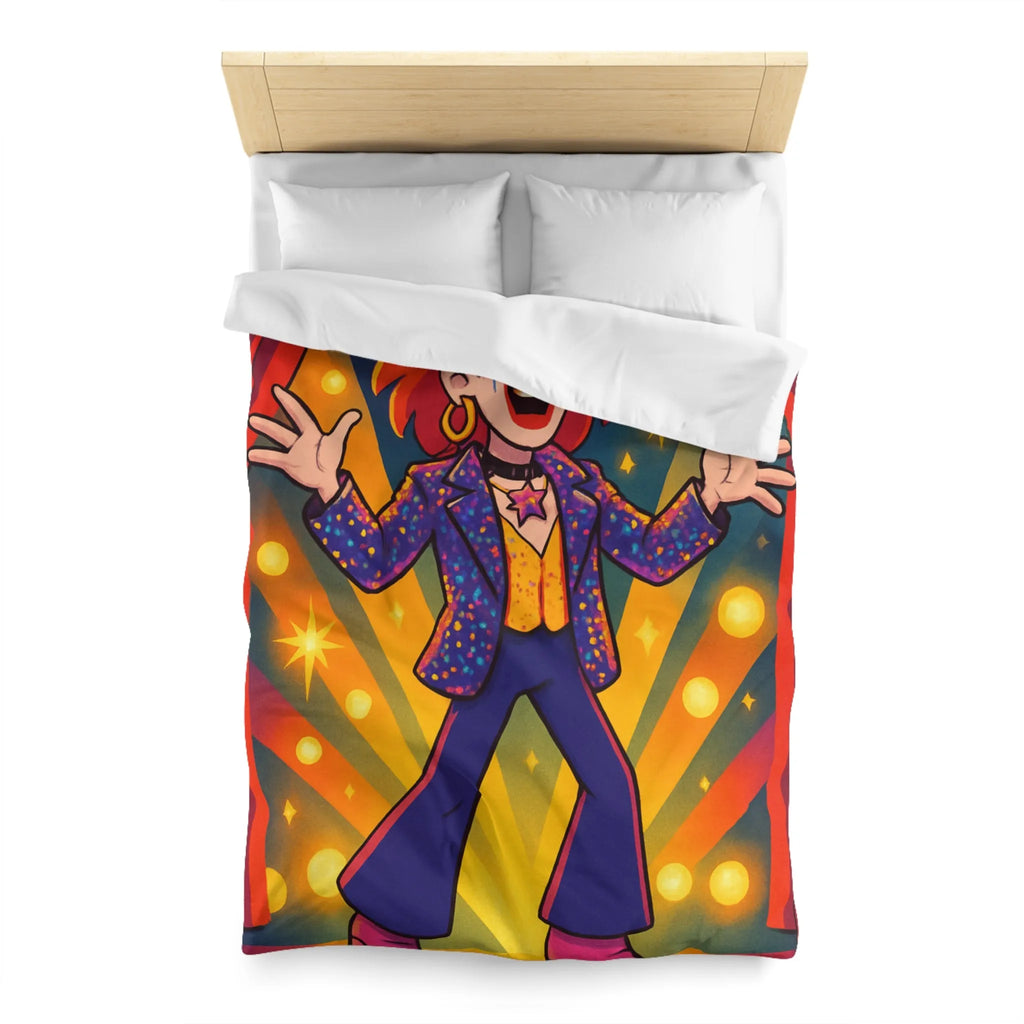 Housse de couette colorée avec personnage énergique sur scène, étoiles et rideaux rouges