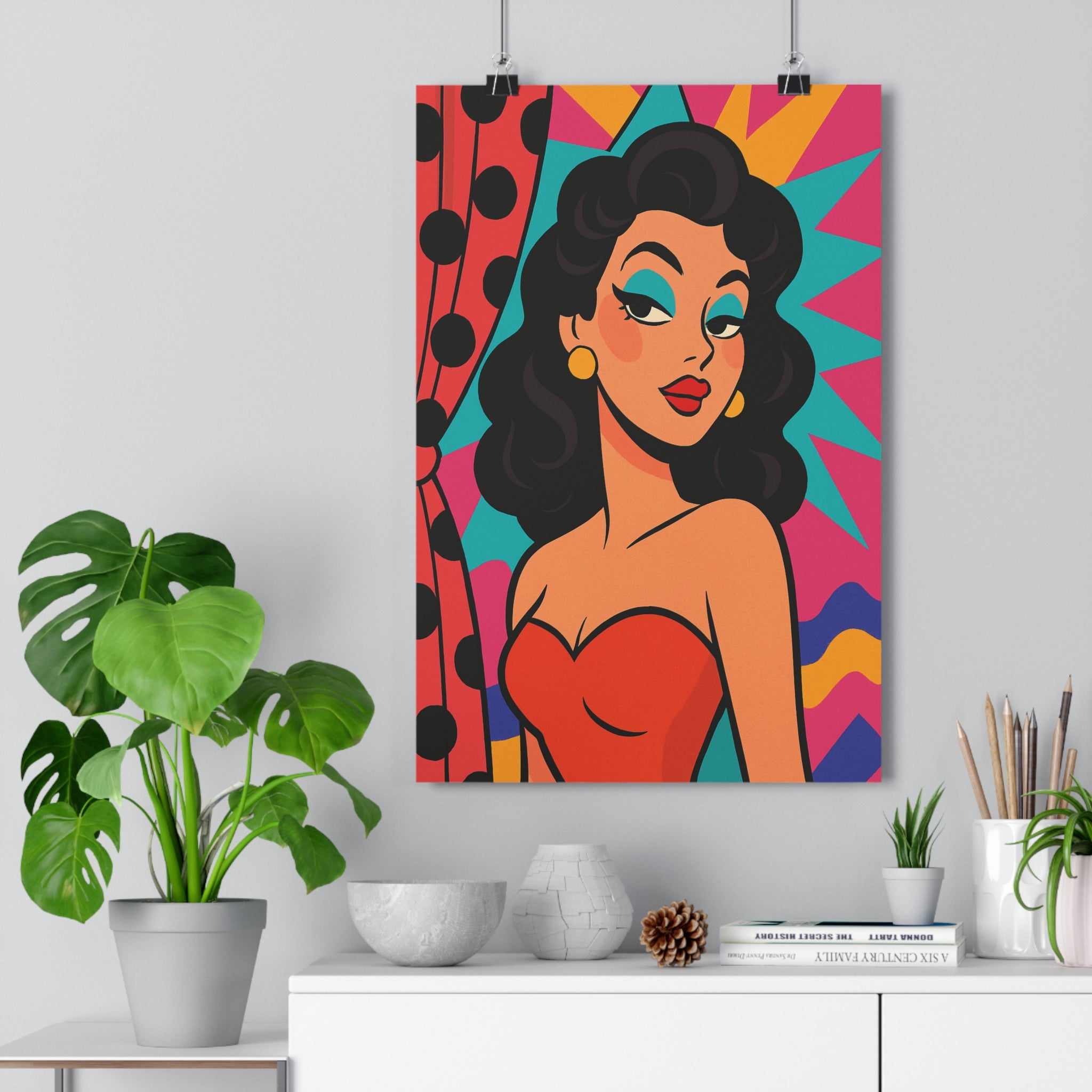 Poster décoratif rétro pop art femme glamour rouge jaune rose salon vintage élégant tendance