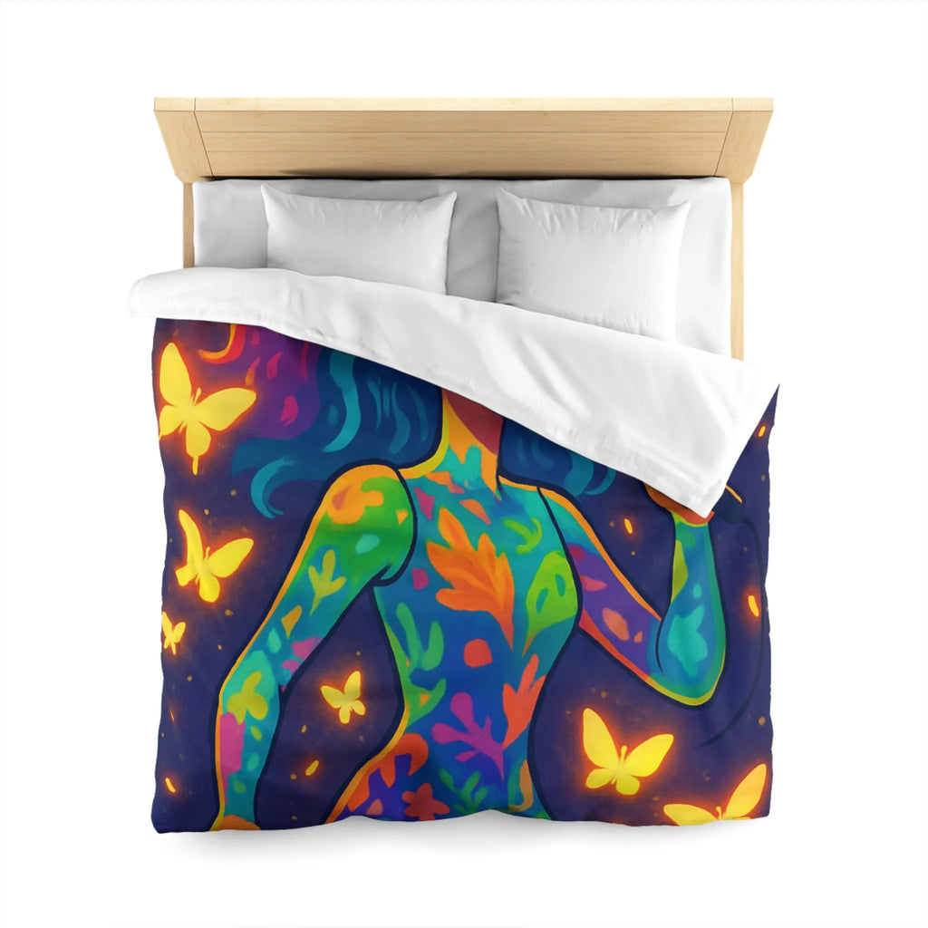Housse de Couette Colorée : Artiste Chantant Entourée de Papillons Lumineux et Vibrants