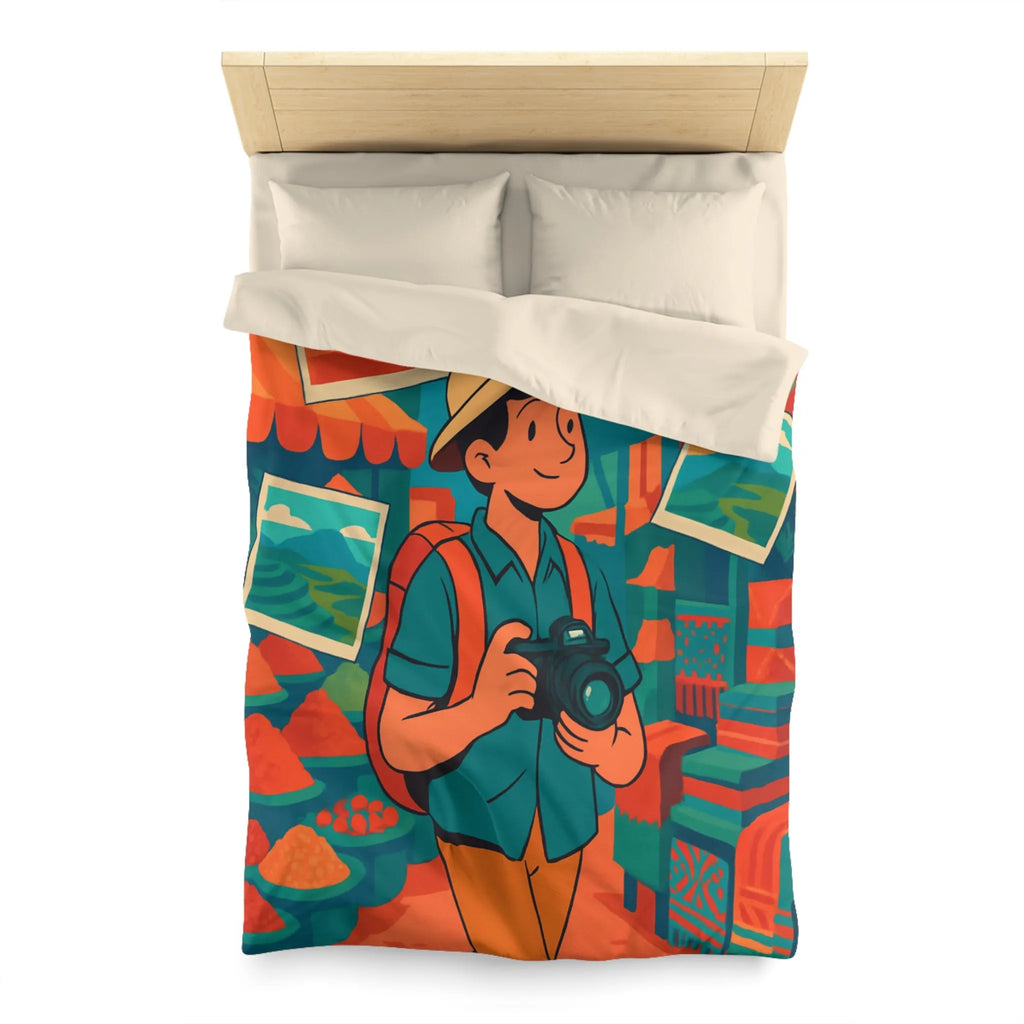 Housse de Couette Colorée avec Voyageur Photographiant un Marché Animé et Vibrant