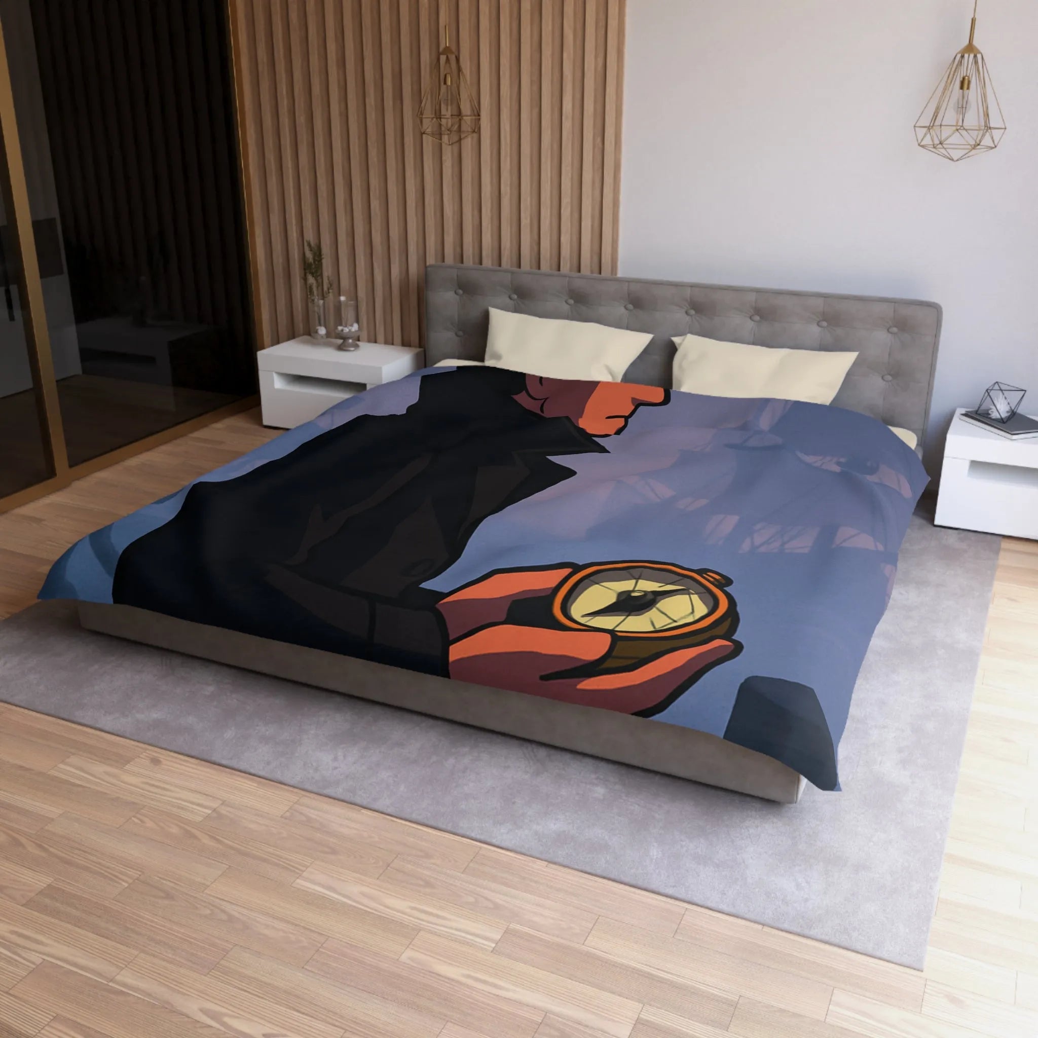 Élégant homme en manteau sombre tenant une boussole devant un port brumeux