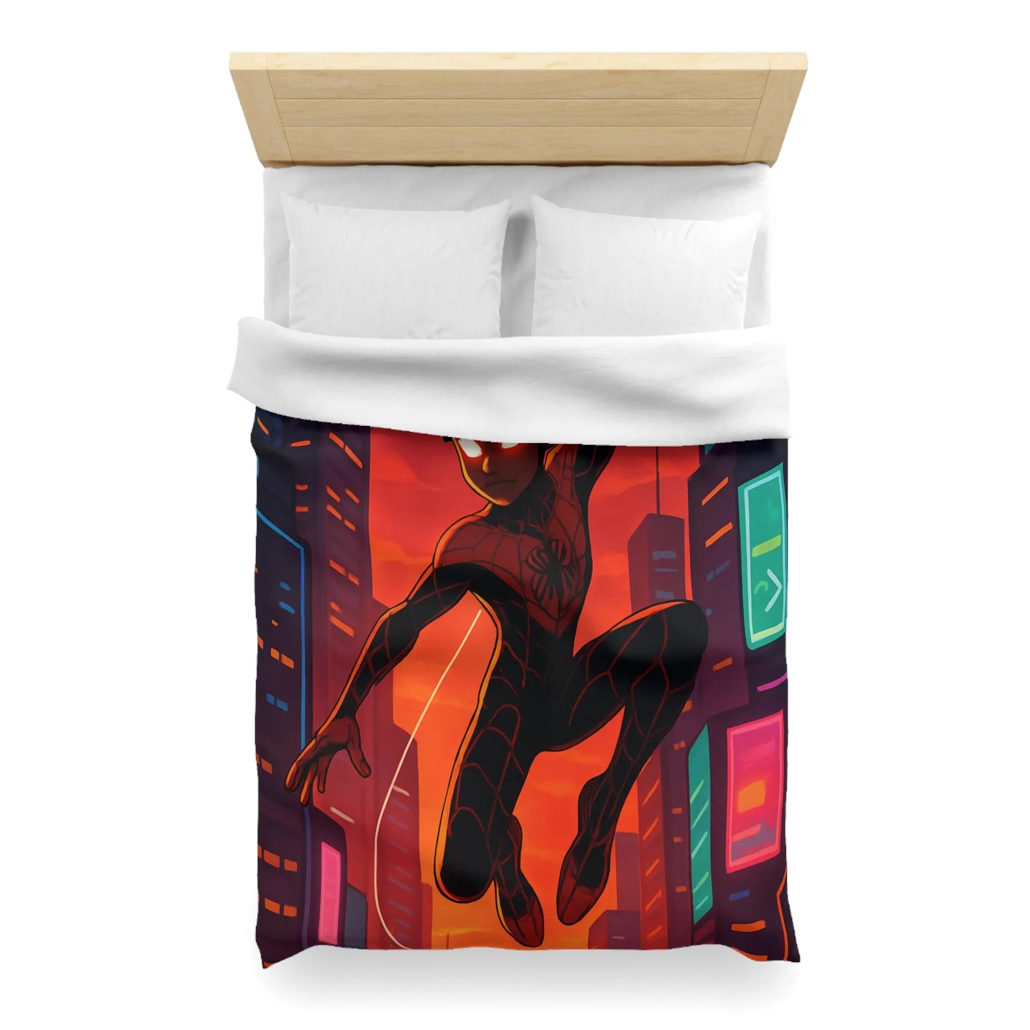 Housse de couette avec super-héros suspendu devant un coucher de soleil urbain vibrant