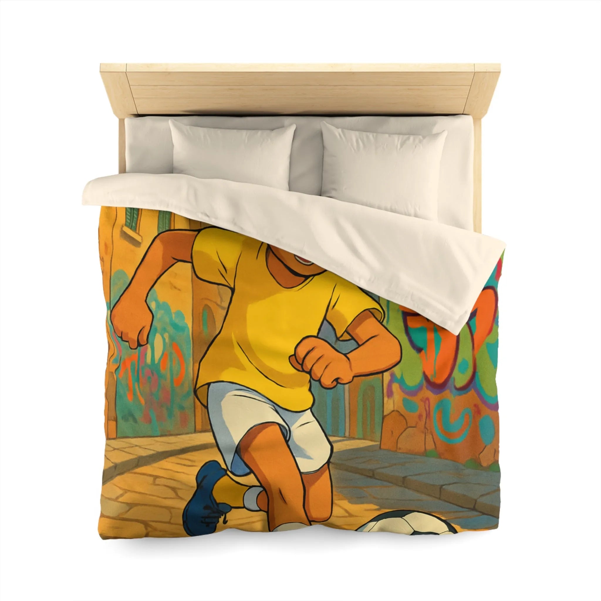 Housse de couette jaune enfant illustrant garçon jouant au football dans une ruelle colorée