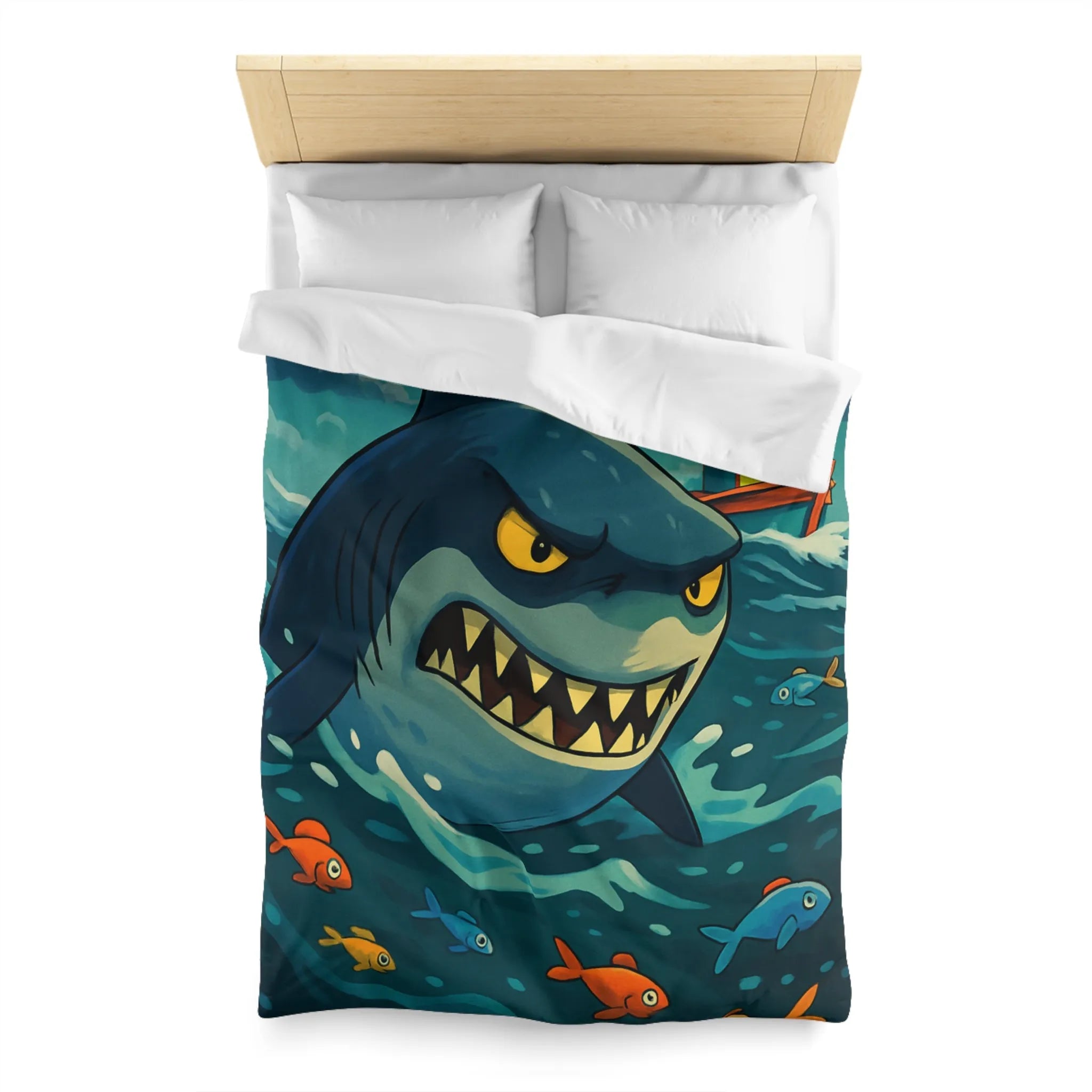 Housse de couette avec requin cartoon effrayant et poissons colorés en mer orageuse