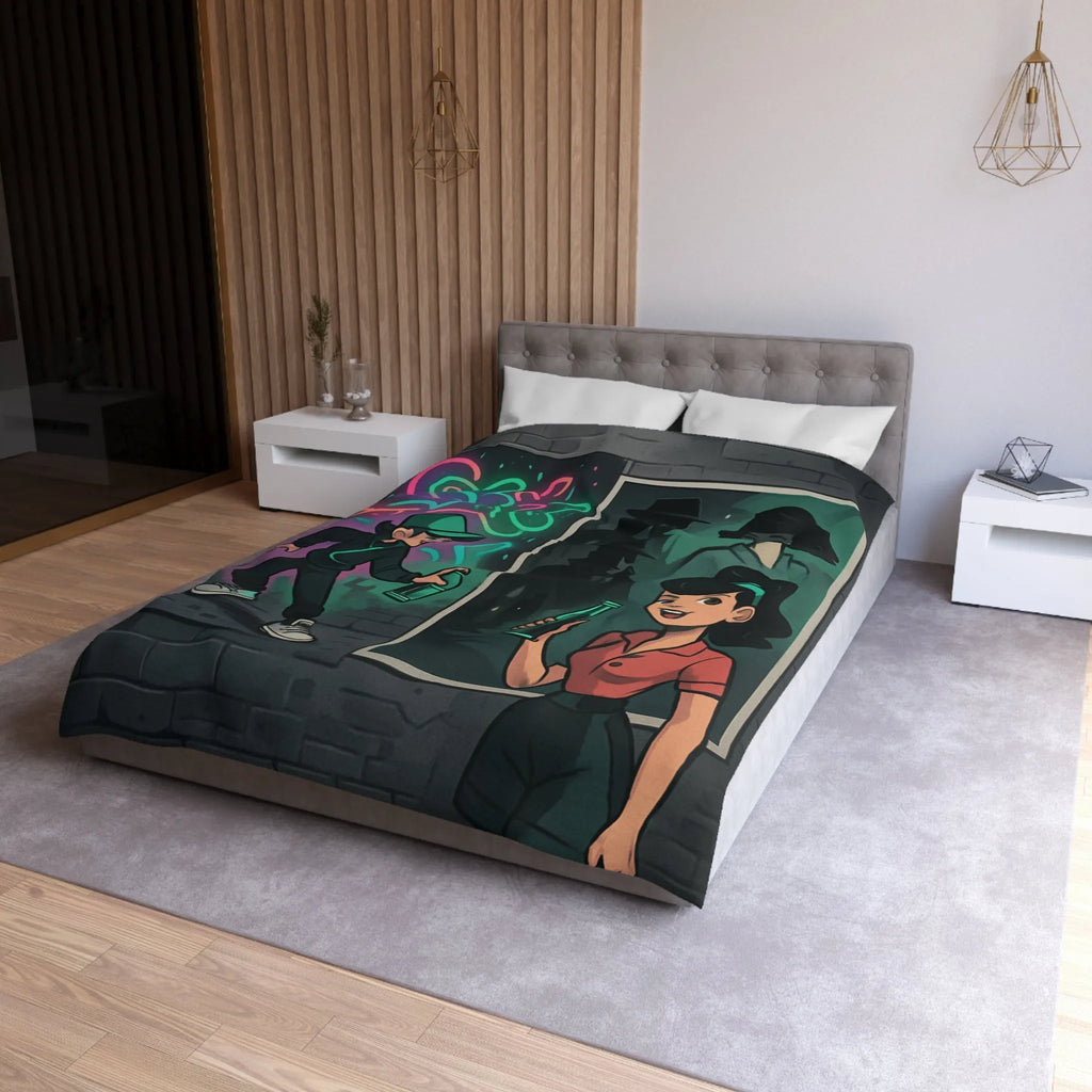 Housse de couette illustrée avec scène de rue colorée et personnages mystérieux