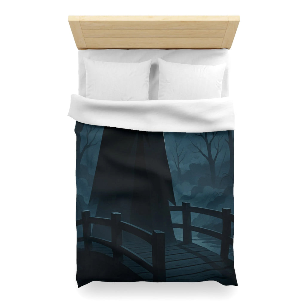 Housse de couette inspirée par l'art effrayant d'un paysage nocturne mystérieux.