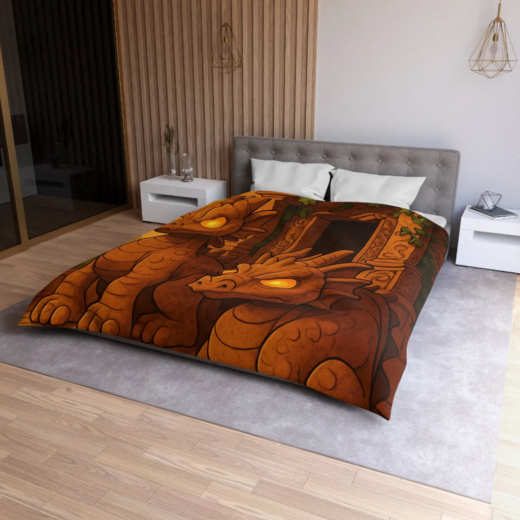 Housse de couette avec dragons en pierre ornant un temple ancien au crépuscule