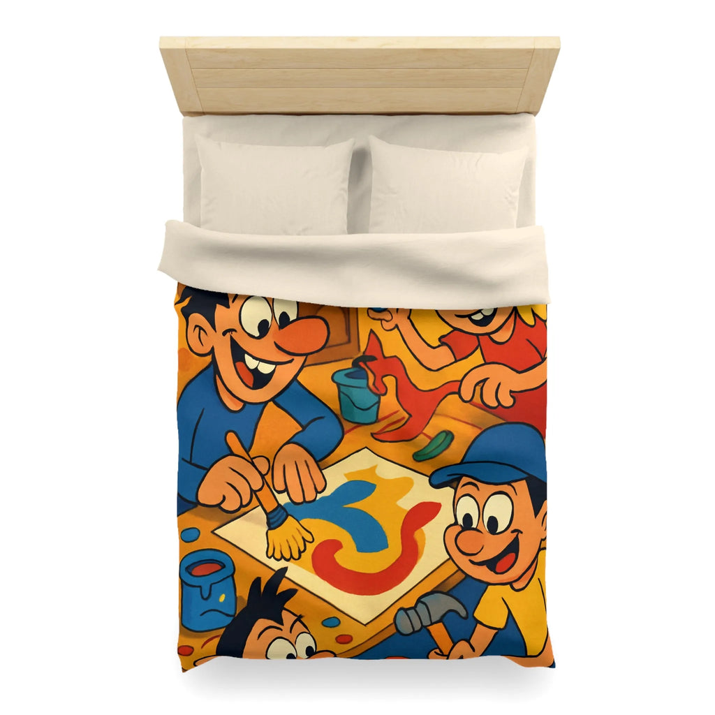 Housse de couette coloriée ludique avec enfants joyeux peignant et créant ensemble dans atelier