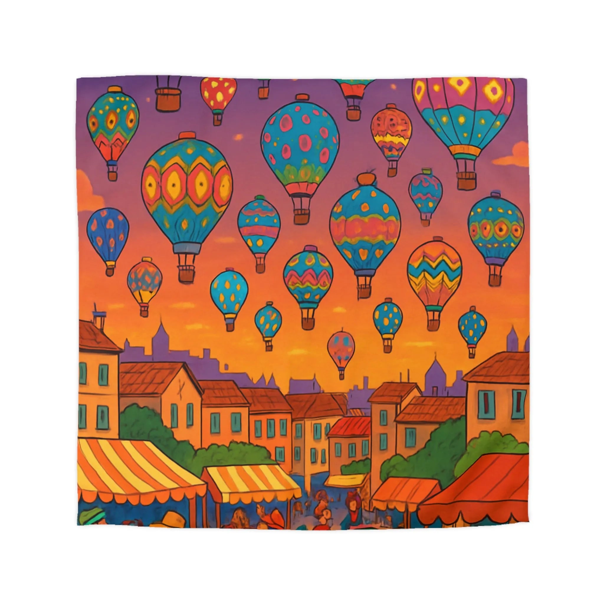 Housse de couette avec montgolfières colorées sur ciel au crépuscule villageois animé