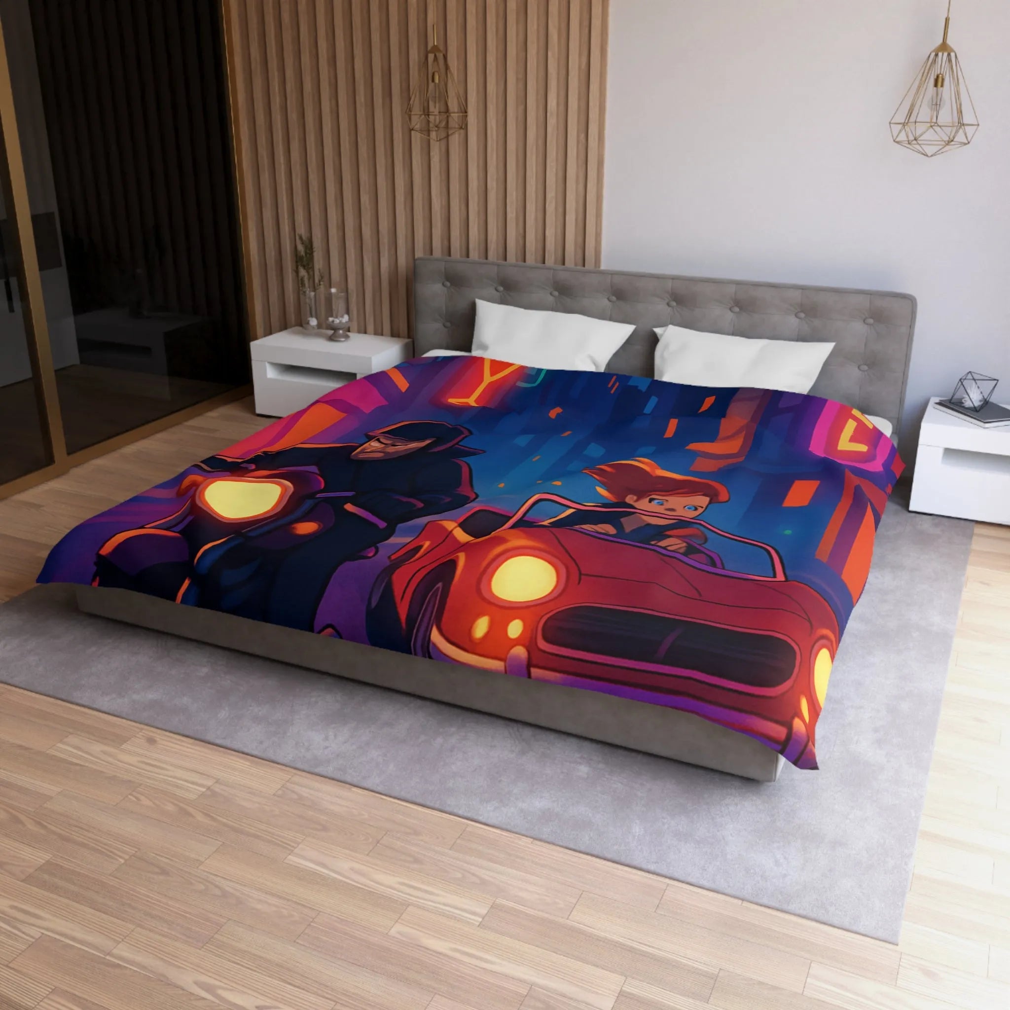 Housse de couette illustrant une scène urbaine nocturne animée avec moto et voiture