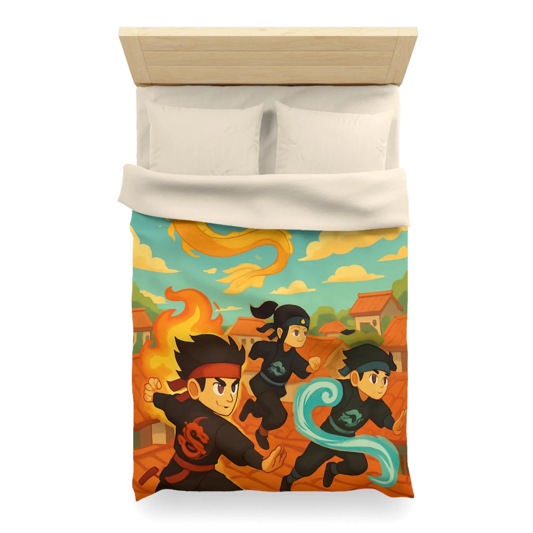 Housse de couette avec ninjas sautant et dragon doré dans un ciel ensoleillé