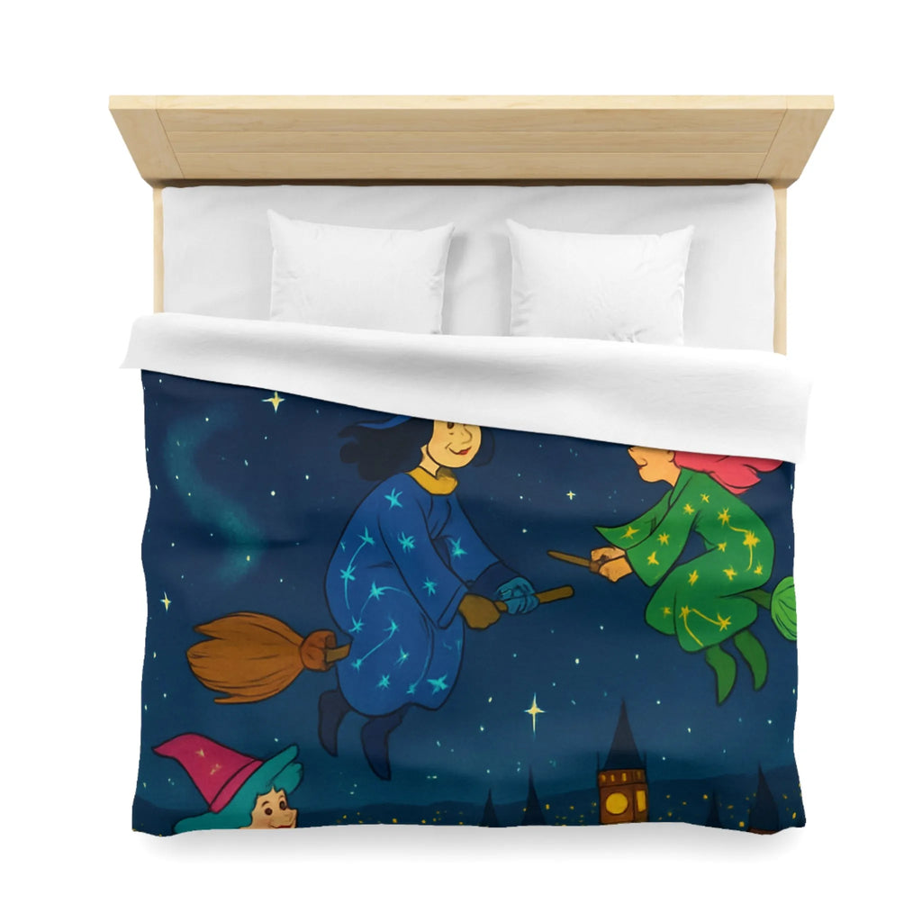 "Housse de Couette Féérique avec Sorcières Volant dans le Ciel Étoilé au-dessus de la Ville"