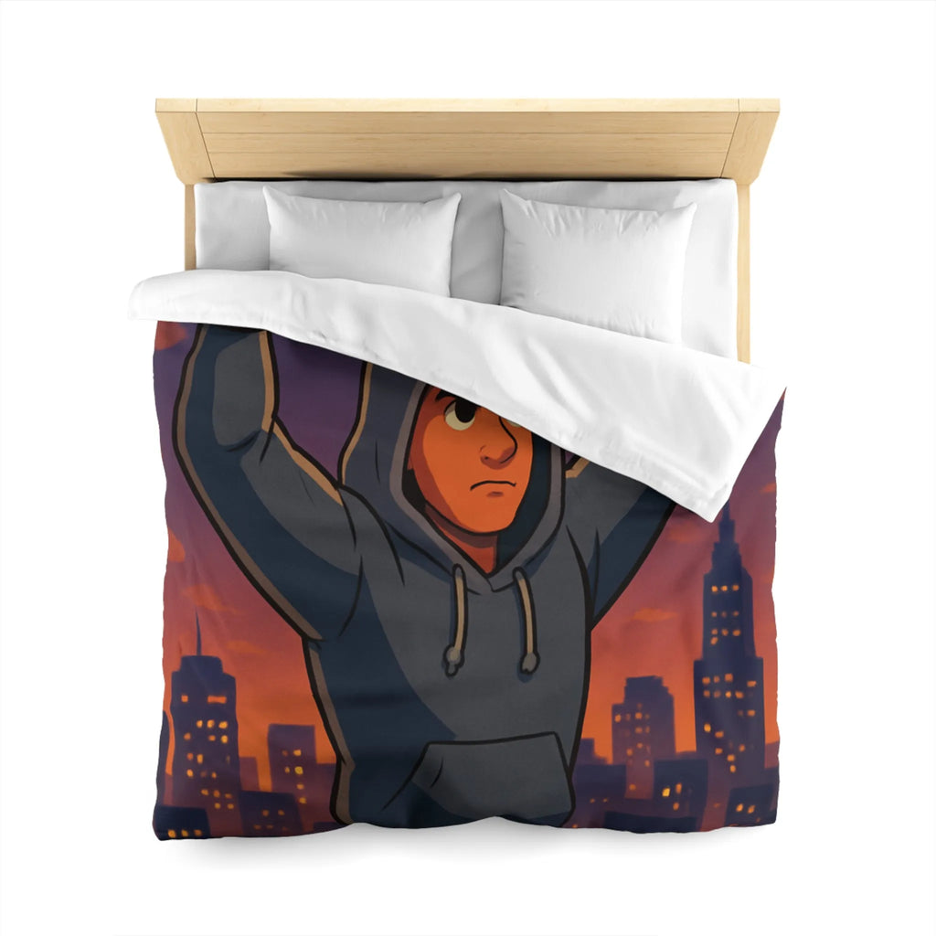 Housse de couette avec boxeur déterminé sous ciel de crépuscule en ville