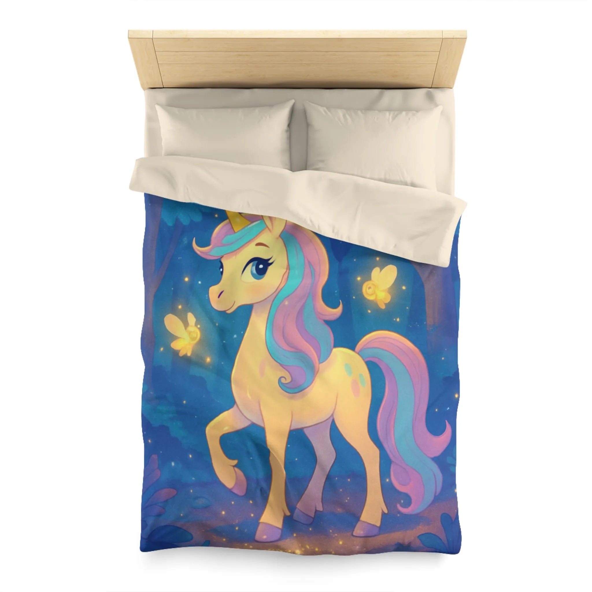 Housse de couette avec licorne féerique et lucioles dans une forêt enchantée