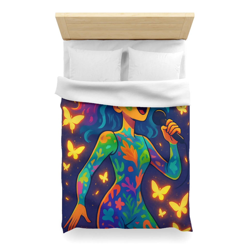 Housse de Couette Colorée : Artiste Chantant Entourée de Papillons Lumineux et Vibrants