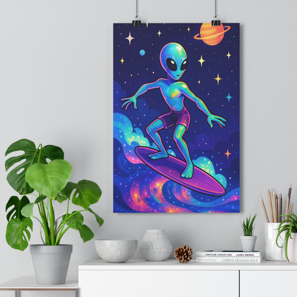 Poster décoratif créature extraterrestre surf ciel étoilé bleu violet jaune aventure chambre enfant qualité