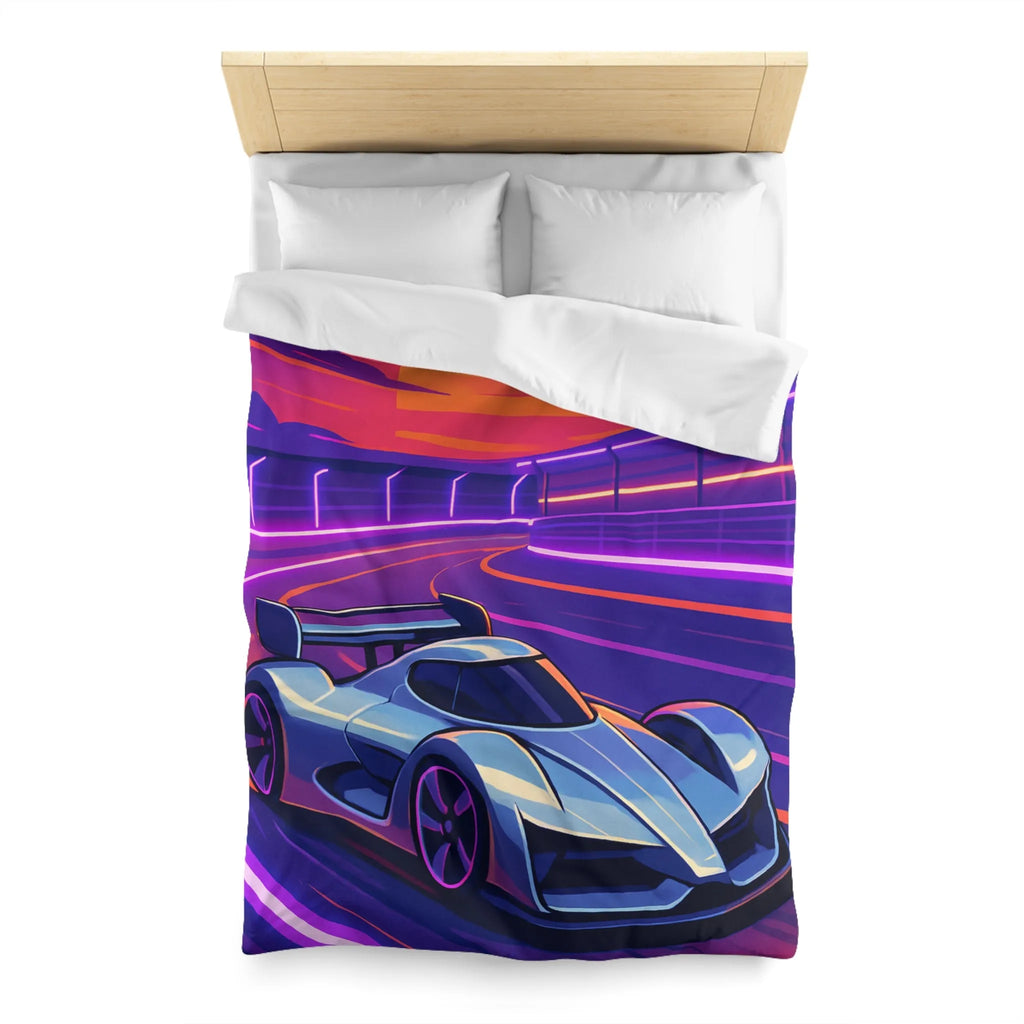 Housse de couette de voiture futuriste dérapante sur circuit éclairé au coucher du soleil