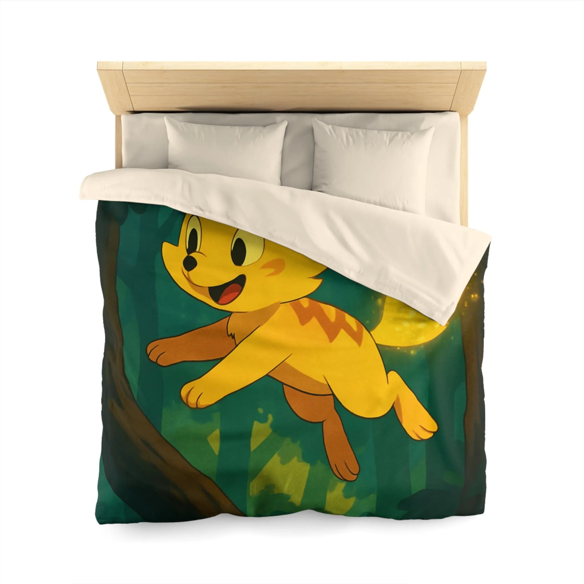 Housse de couette forêt féérique avec créature magique jaune sautant joyeusement à travers les arbres