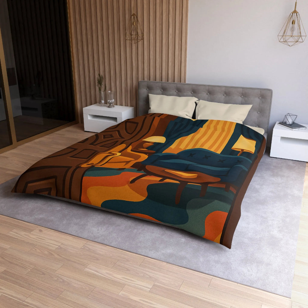Élégante chambre rétro avec fauteuils modernes et rideaux en velours bleu nuit