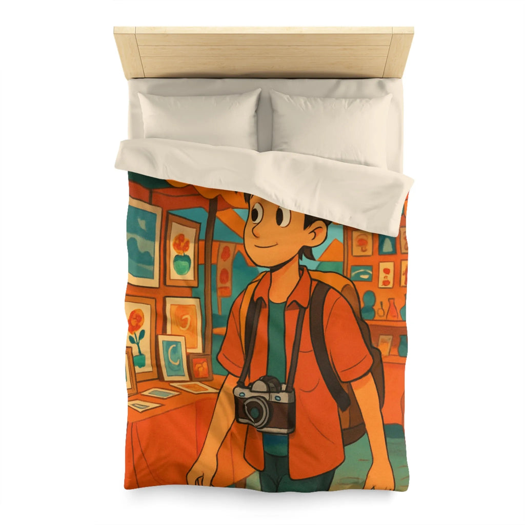 Housse de couette animée avec jeune explorateur et marché aux lanternes colorées