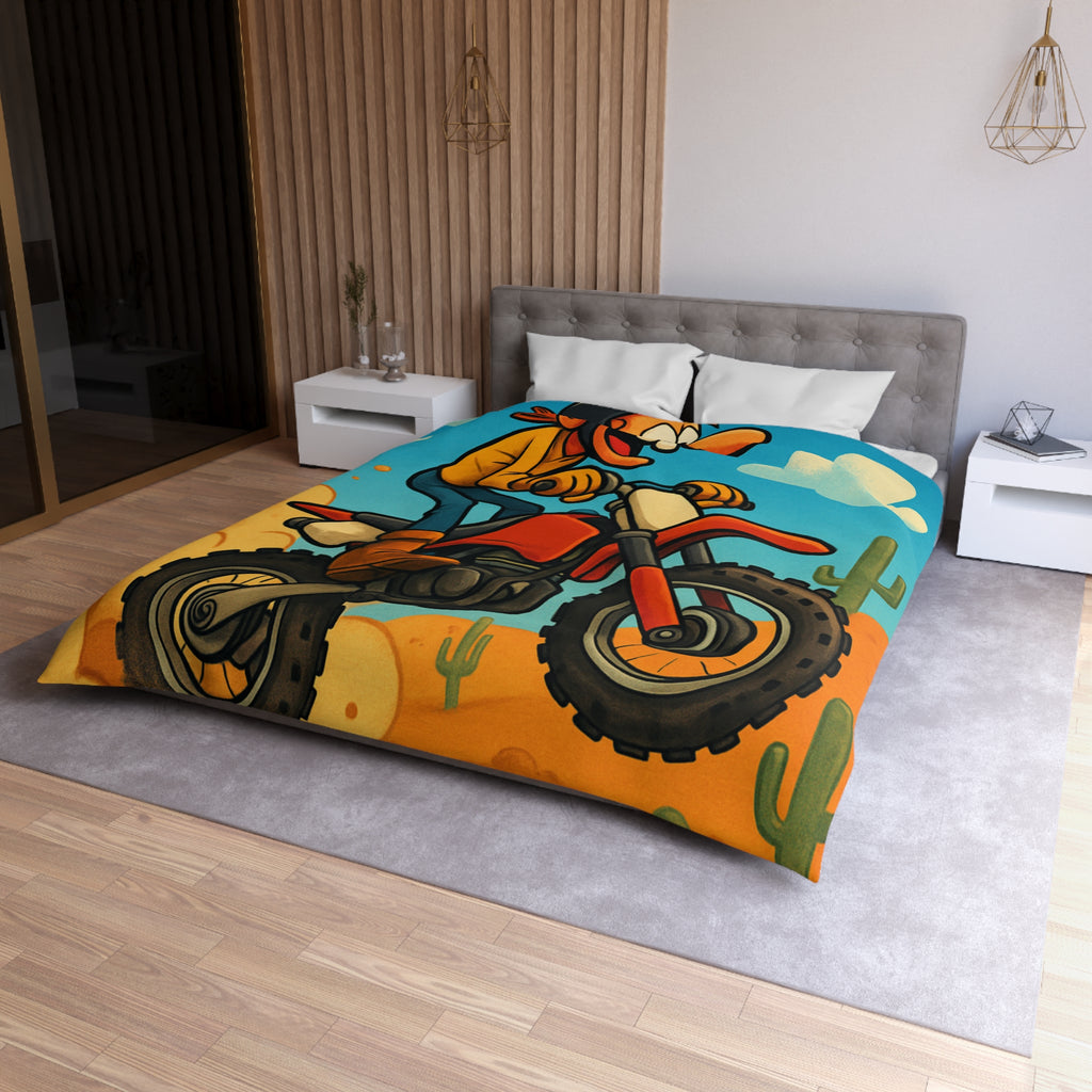 Motard animé sur motocross sautant à travers désert coloré avec cactus et nuages