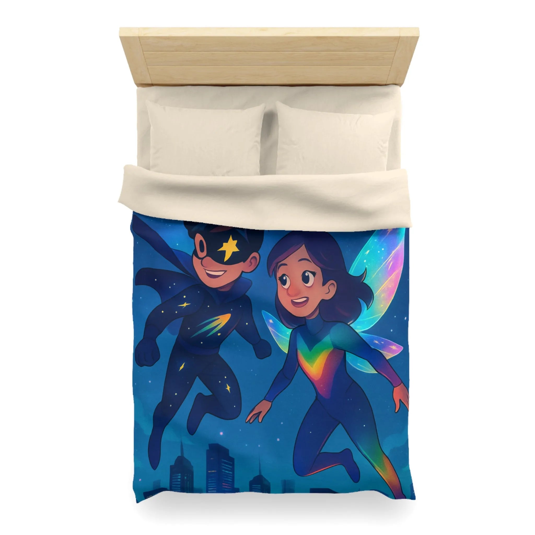 Housse de couette enfant illustrant super-héros lumineux volant au-dessus d’une ville étoilée