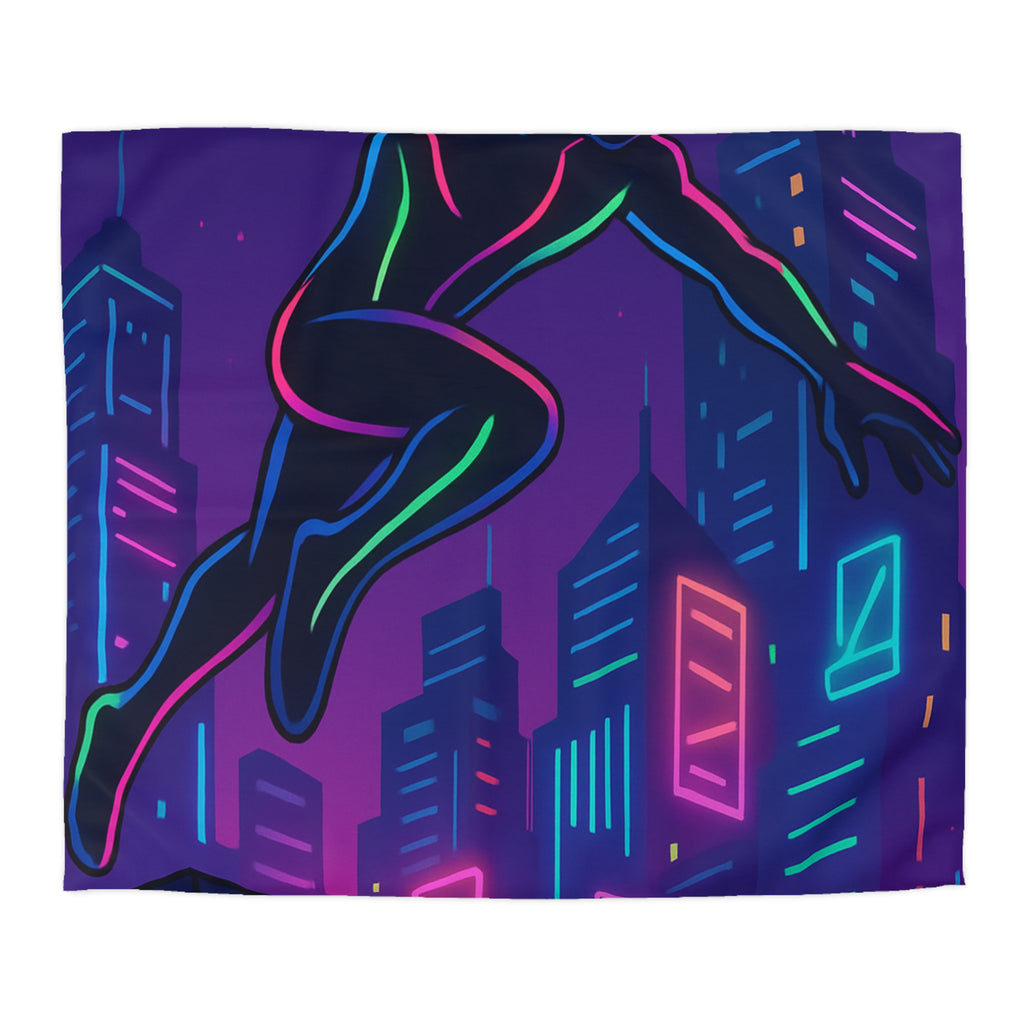Housse de couette néon urbain avec silhouette héroïque sautant devant gratte-ciel lumineux