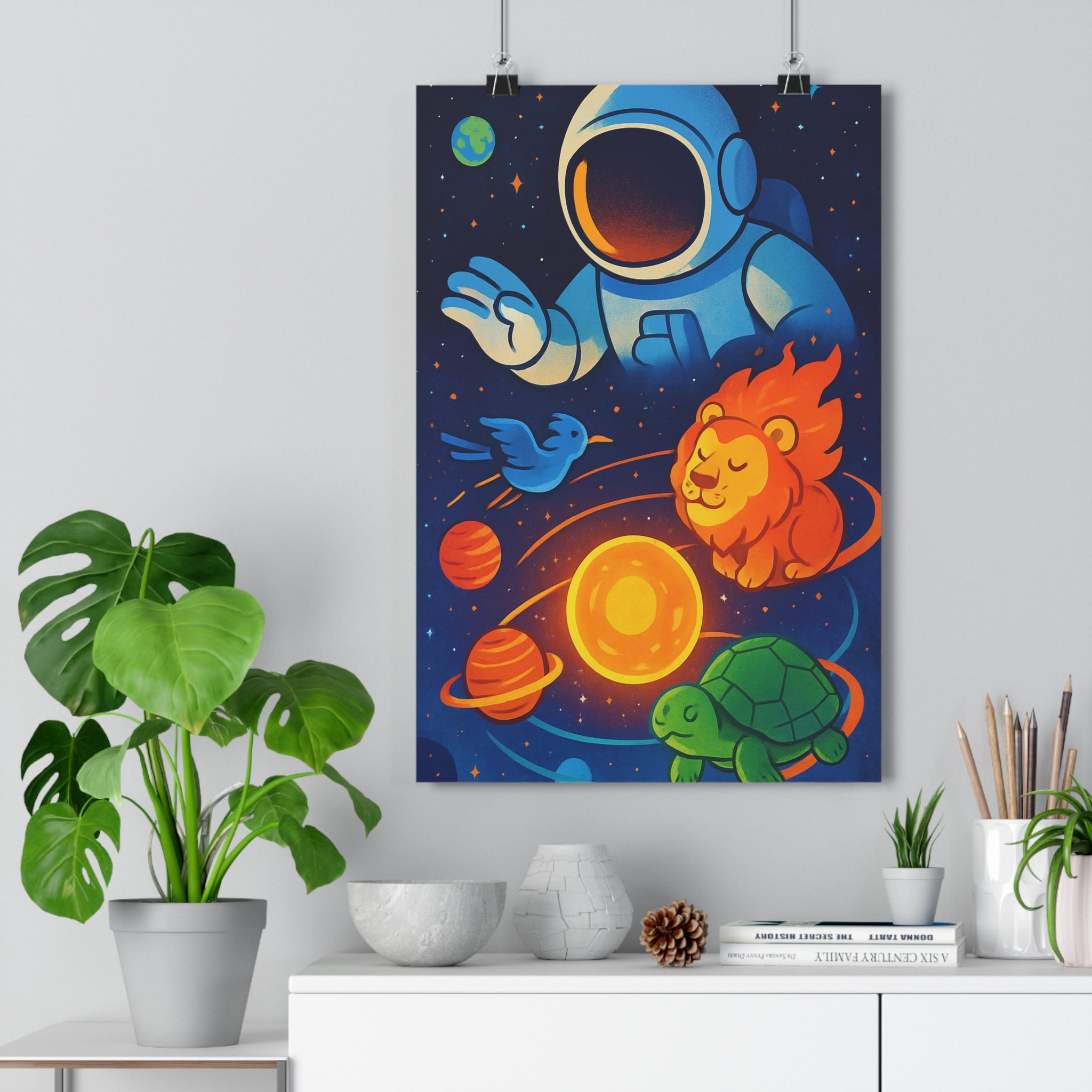 Poster décoratif astronaute cartoon coloré bleu orange vert enfant chambre ludique chaleureux cosmique ambiance