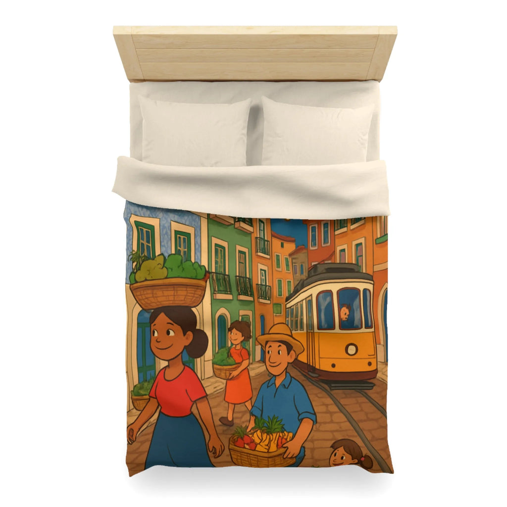 Housse de Couette Colorée Illustrant Scène Vibrante de Rue avec Tramway et Marché