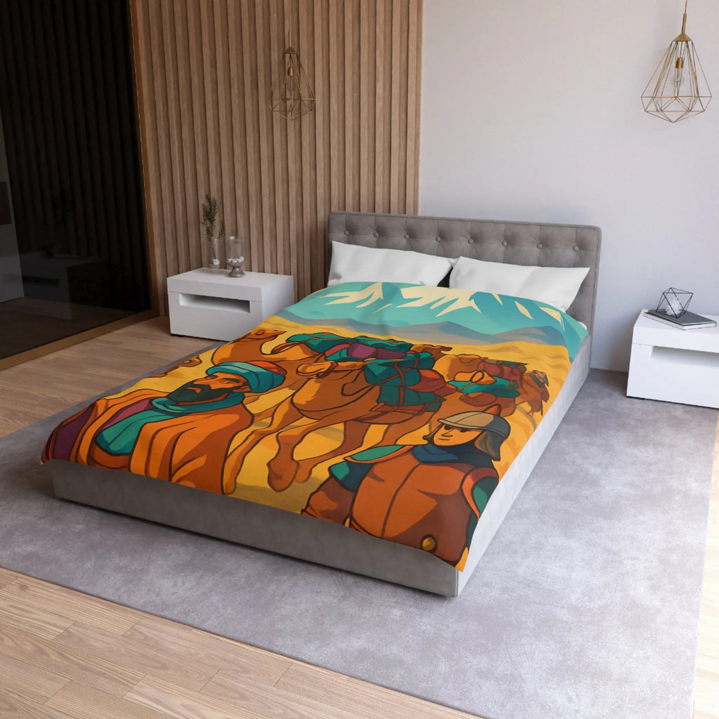 Housse de couette avec caravane de chameaux traversant un désert montagneux en arrière-plan