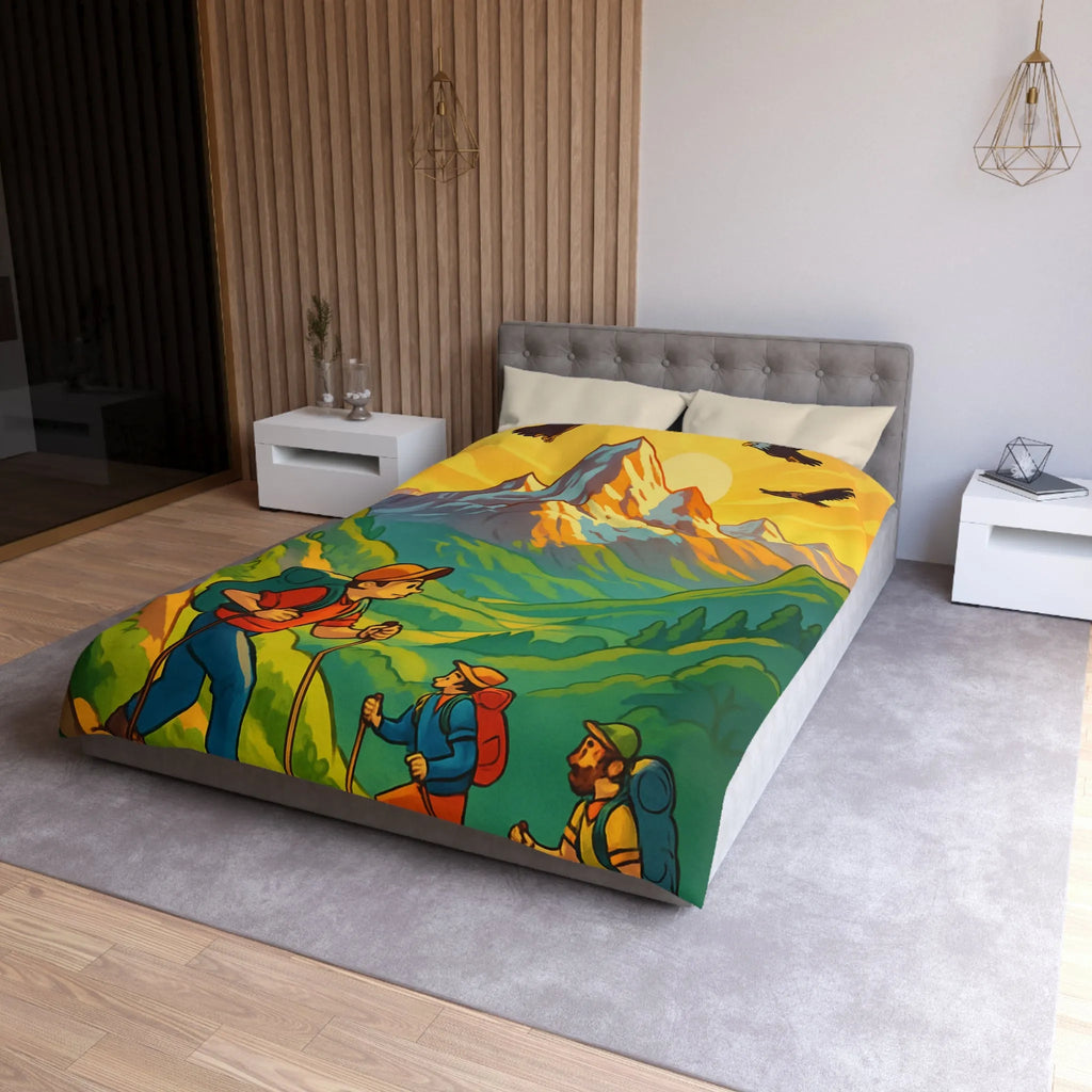 Explorez les sommets alpins en randonnée avec des aigles majestueux et un lever de soleil